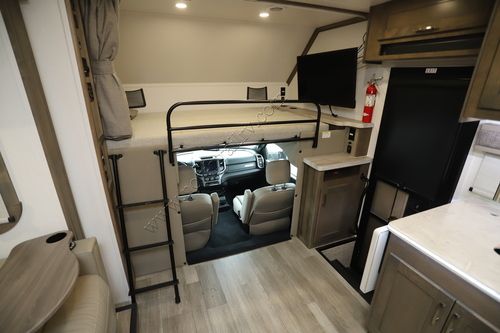 2024 Dynamax Isata 5 30FW Super C