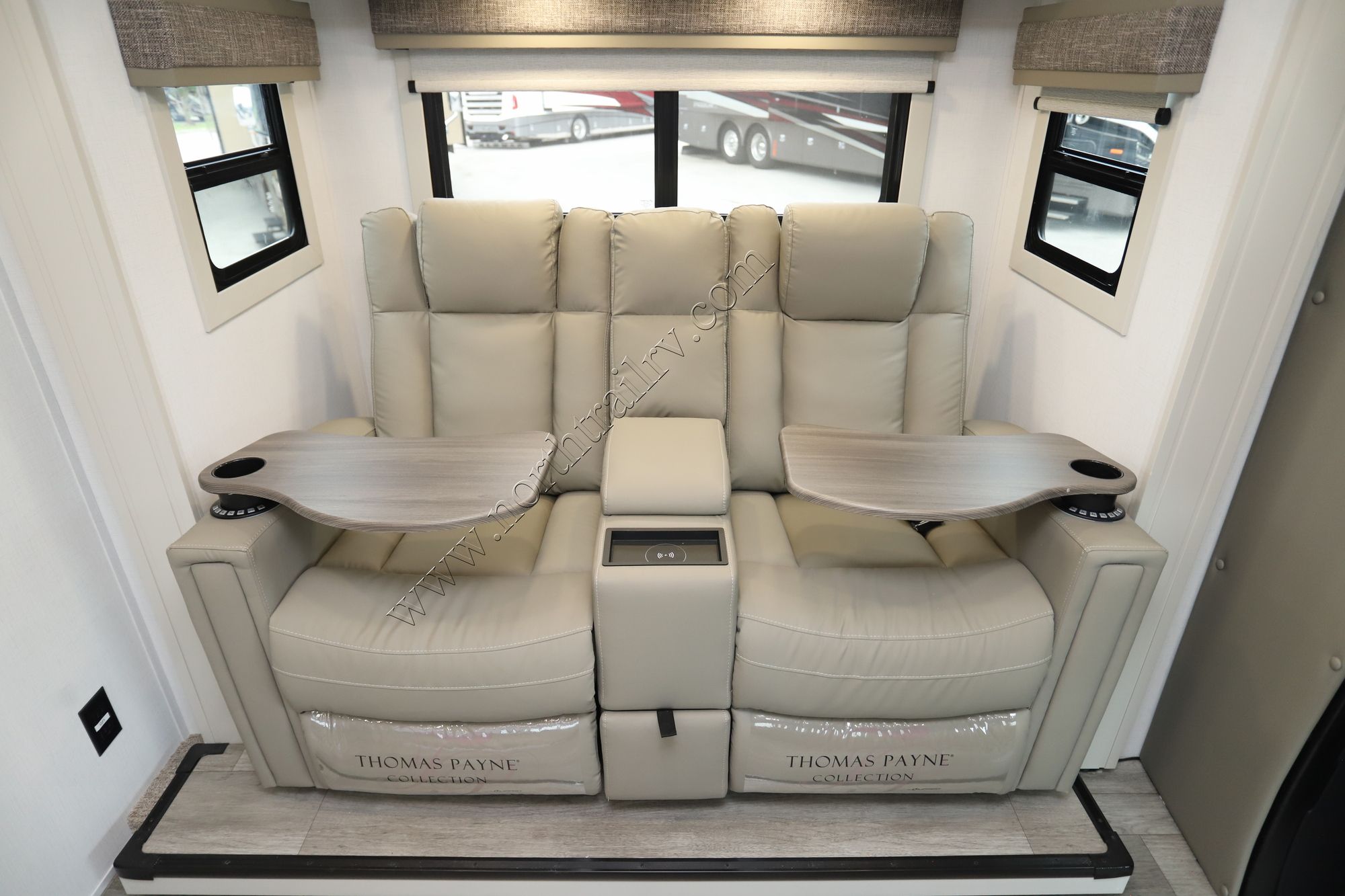 New 2024 Dynamax Isata 3 24RW Class C  For Sale