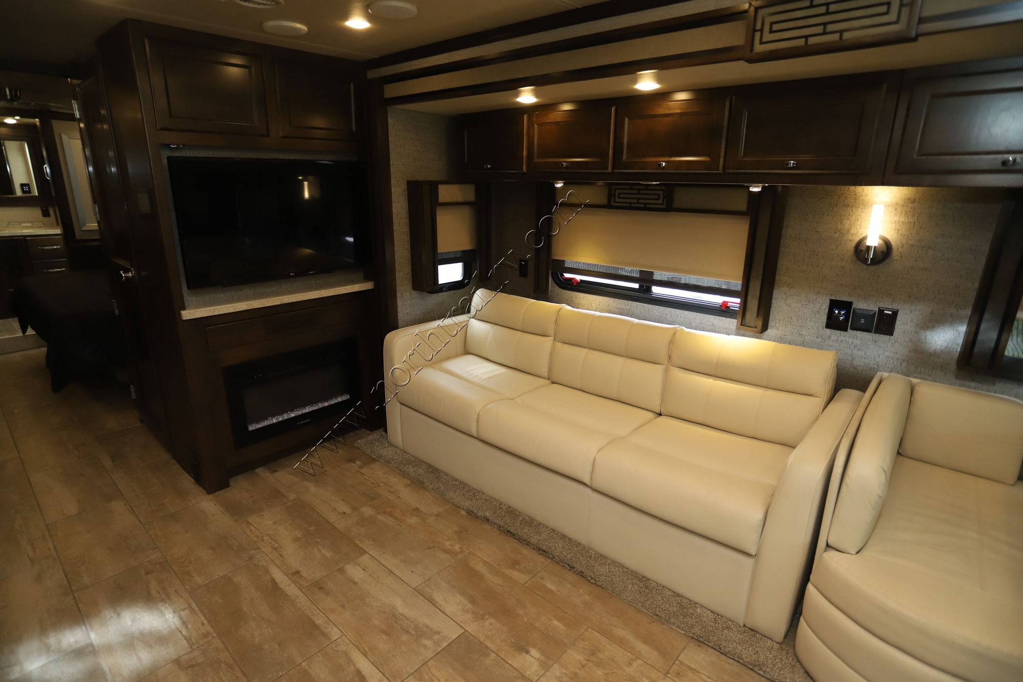 Used 2020 Tiffin Motor Homes Allegro Red 38KA Class A  For Sale