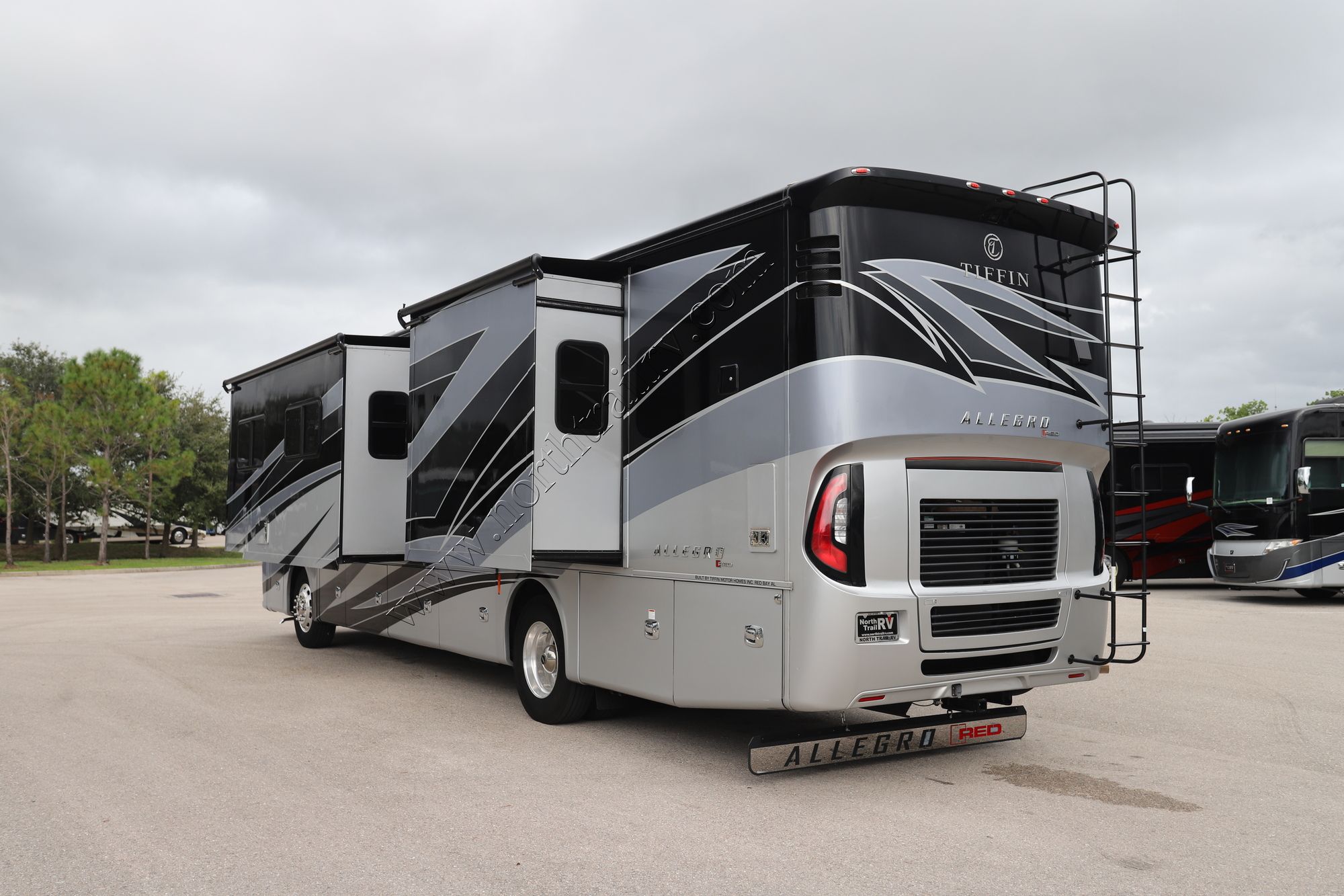 Used 2020 Tiffin Motor Homes Allegro Red 38KA Class A  For Sale