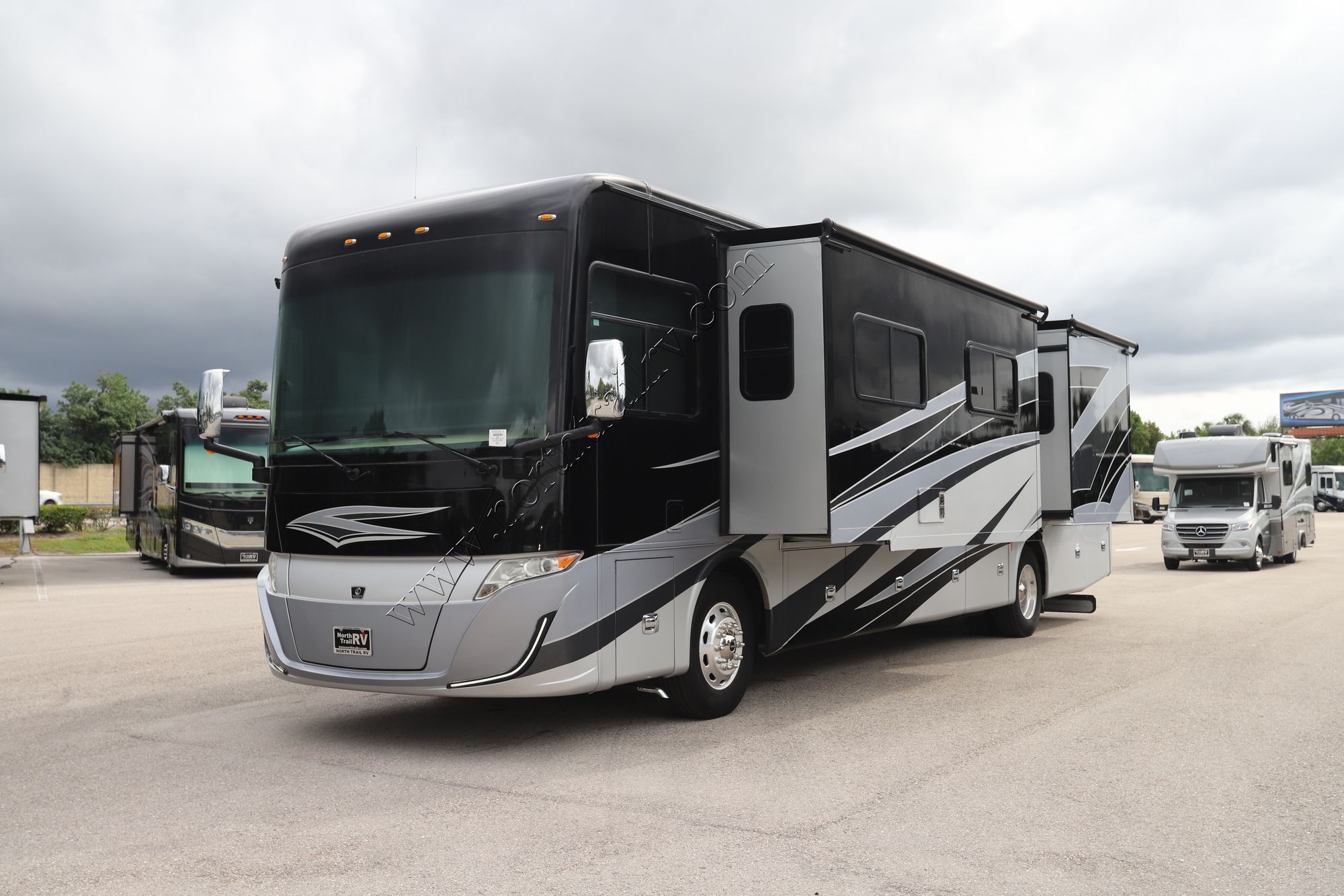 Used 2020 Tiffin Motor Homes Allegro Red 38KA Class A  For Sale