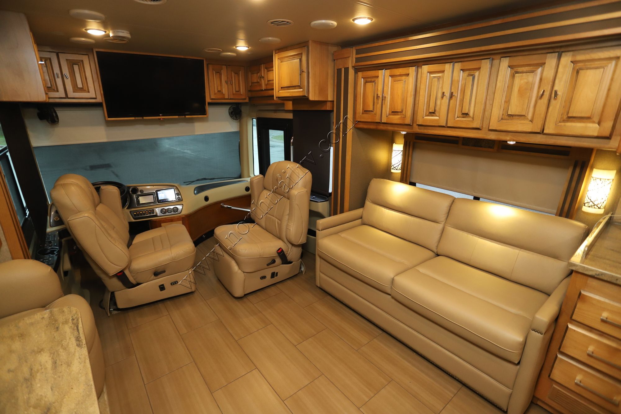 Used 2018 Tiffin Motor Homes Allegro Red 38QRA Class A  For Sale