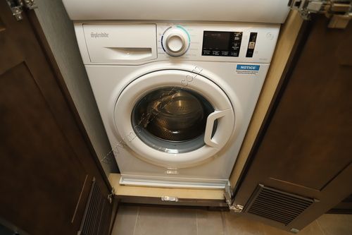 2023 Newmar Mountain Aire 4118