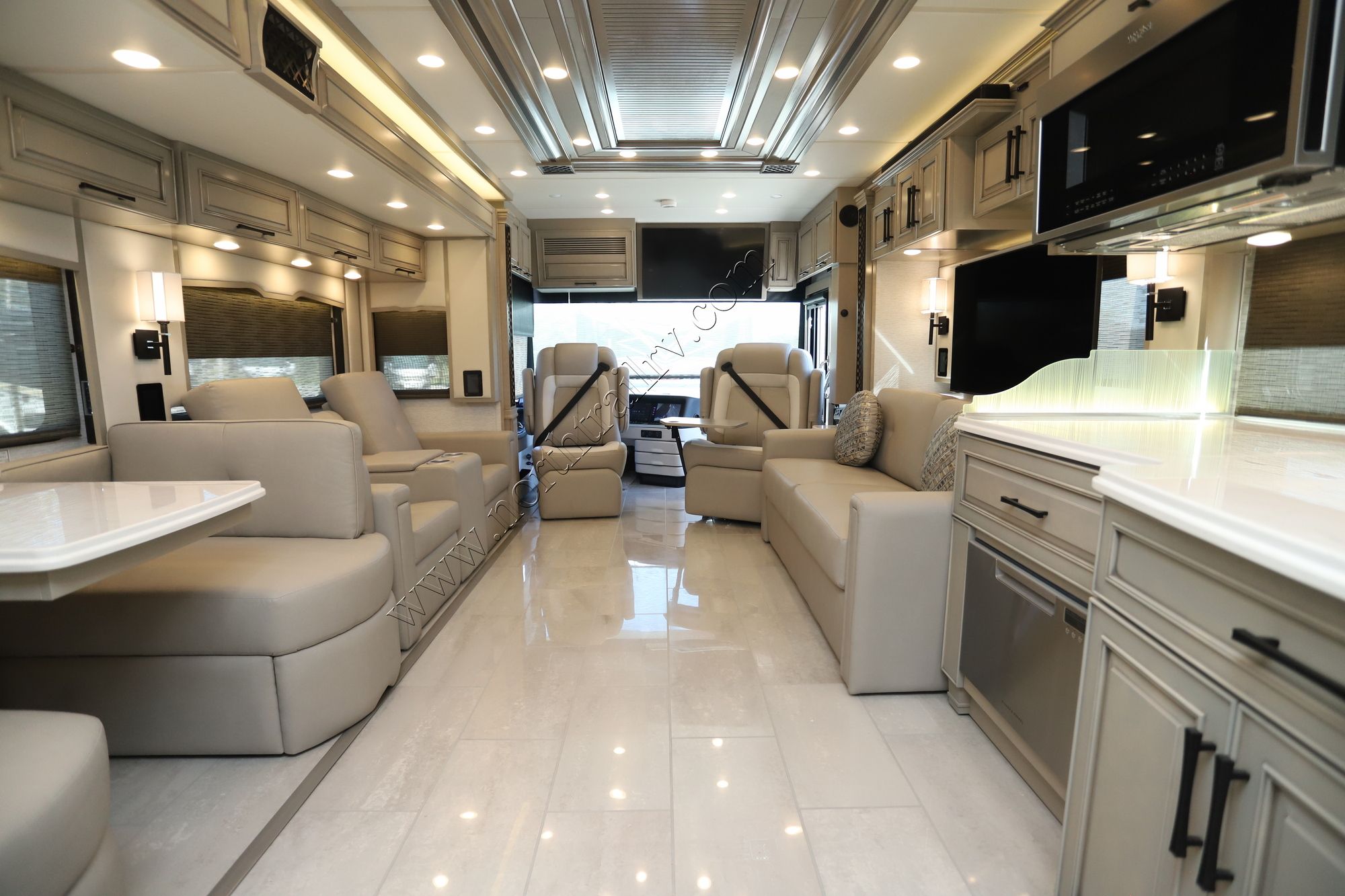 New 2024 Newmar London Aire 4535 Class A  For Sale