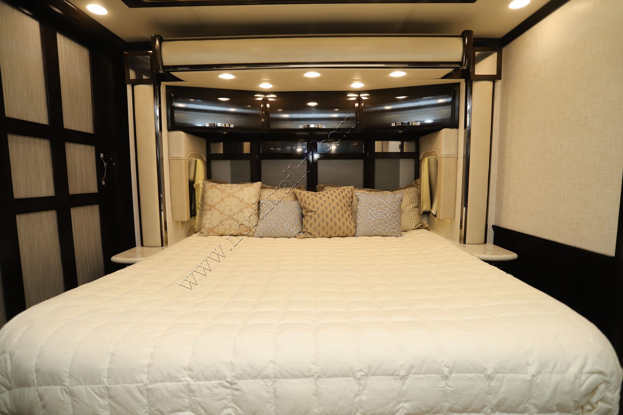 Used 2019 Newmar King Aire 4550 Class A  For Sale