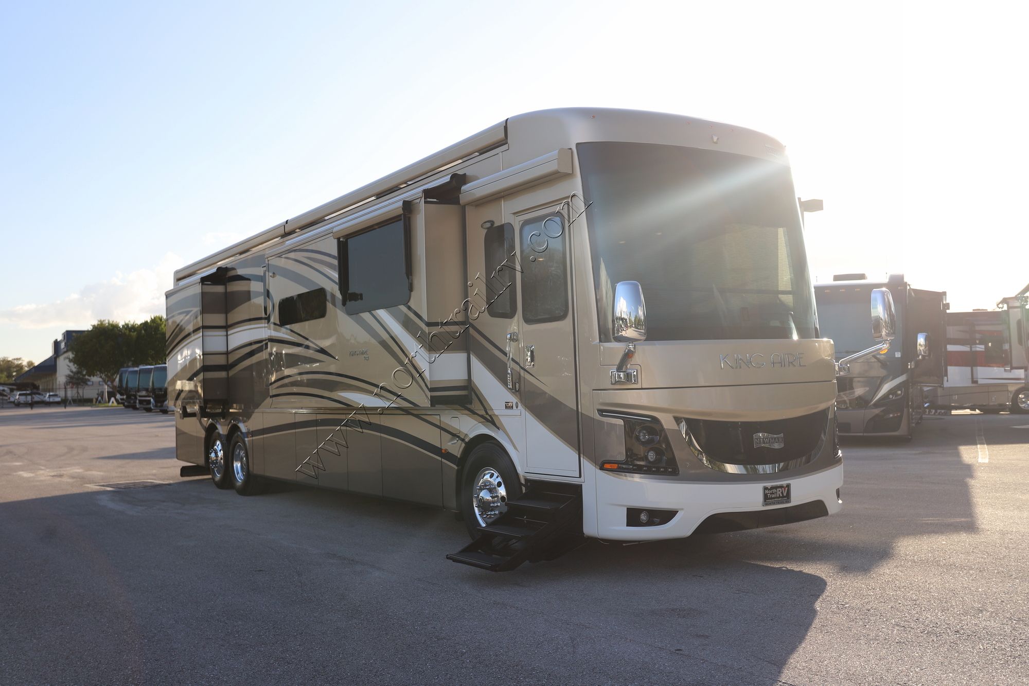 Used 2019 Newmar King Aire 4550 Class A  For Sale