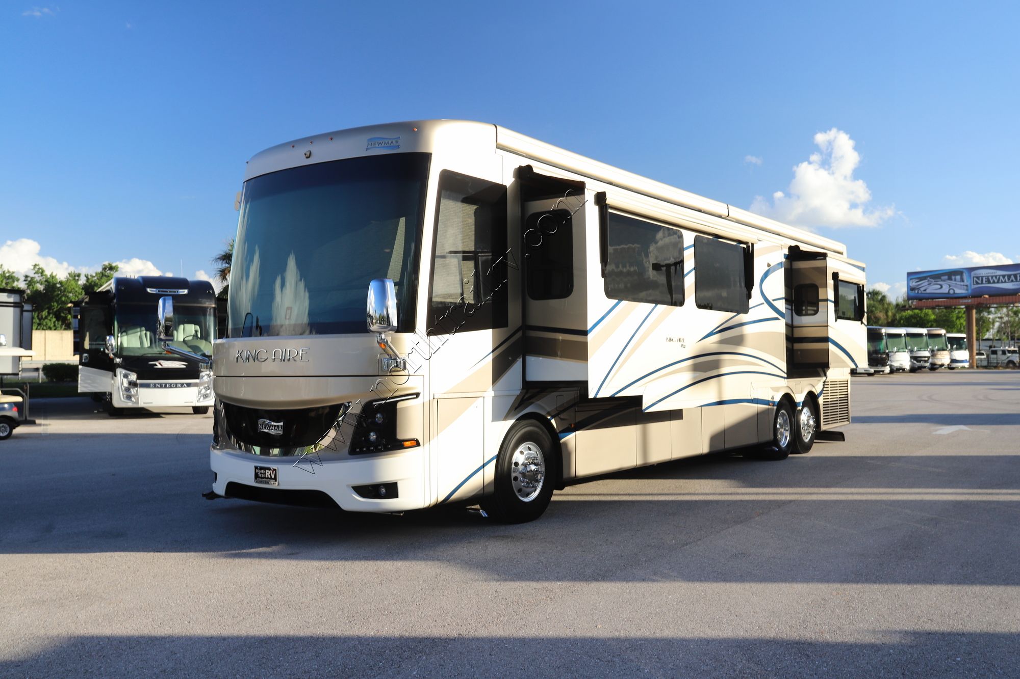 Used 2019 Newmar King Aire 4550 Class A  For Sale