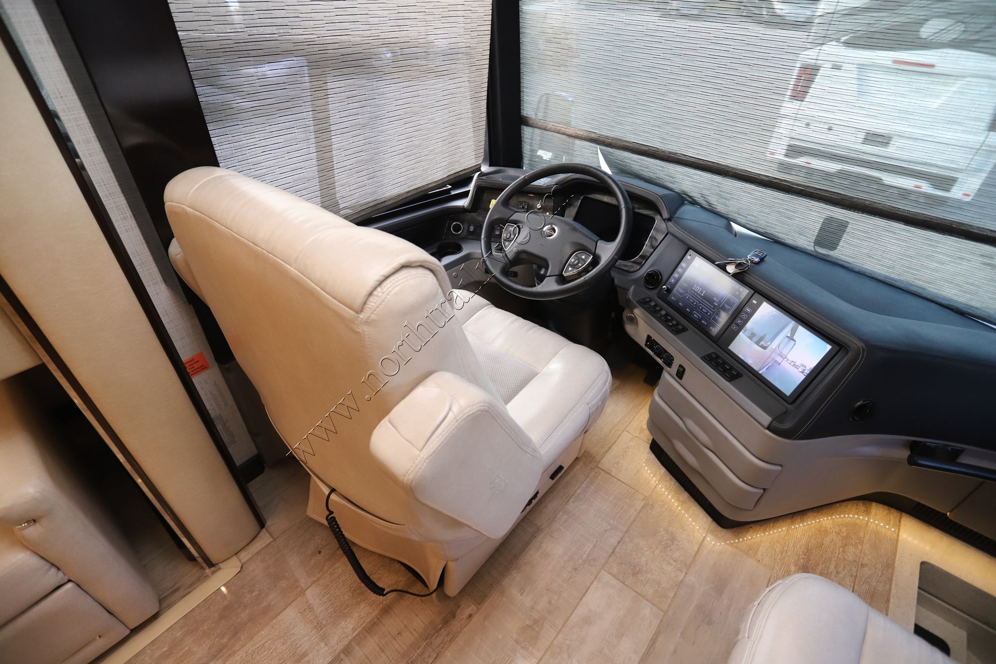 Used 2019 Newmar King Aire 4550 Class A  For Sale