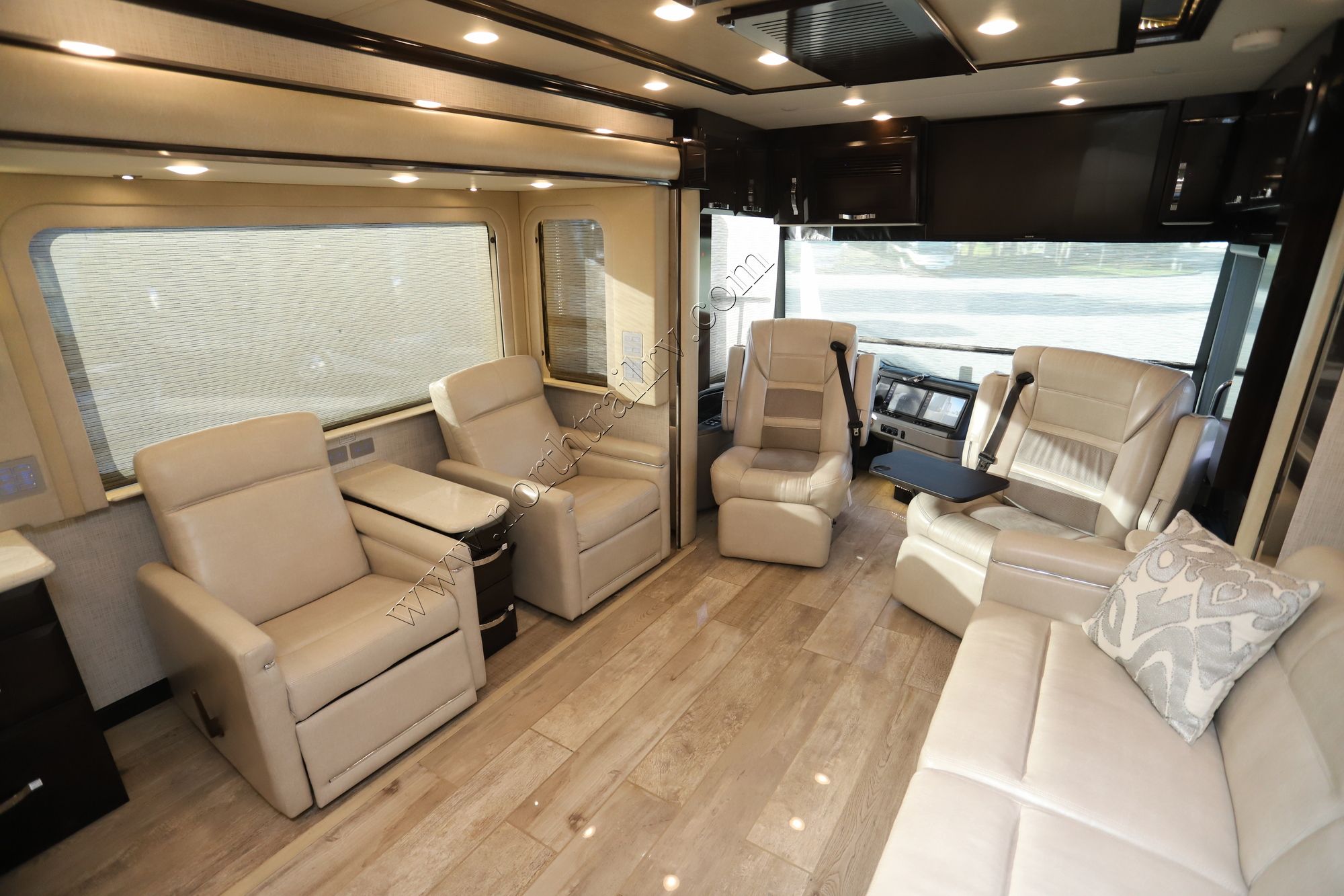 Used 2019 Newmar King Aire 4550 Class A  For Sale