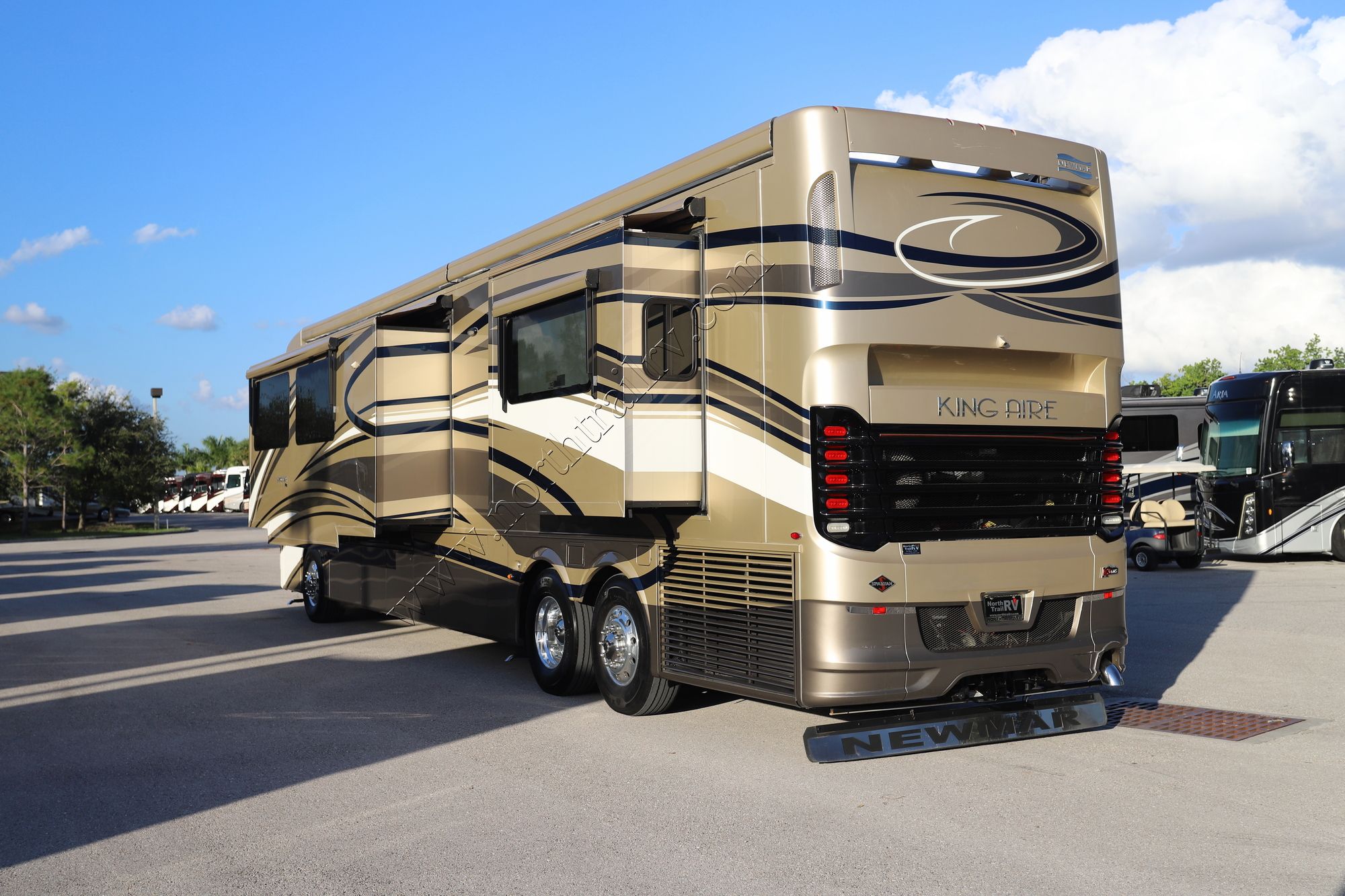 Used 2019 Newmar King Aire 4550 Class A  For Sale