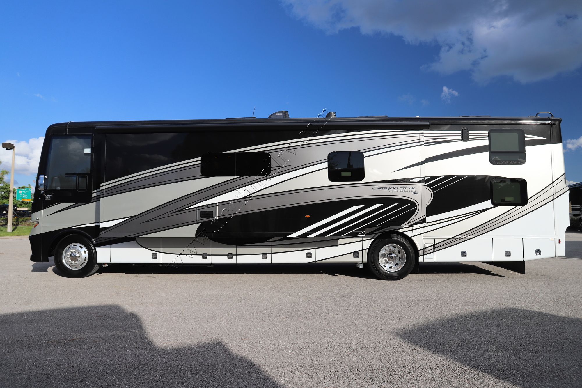 Used 2023 Newmar Canyon Star 3947 Class A  For Sale
