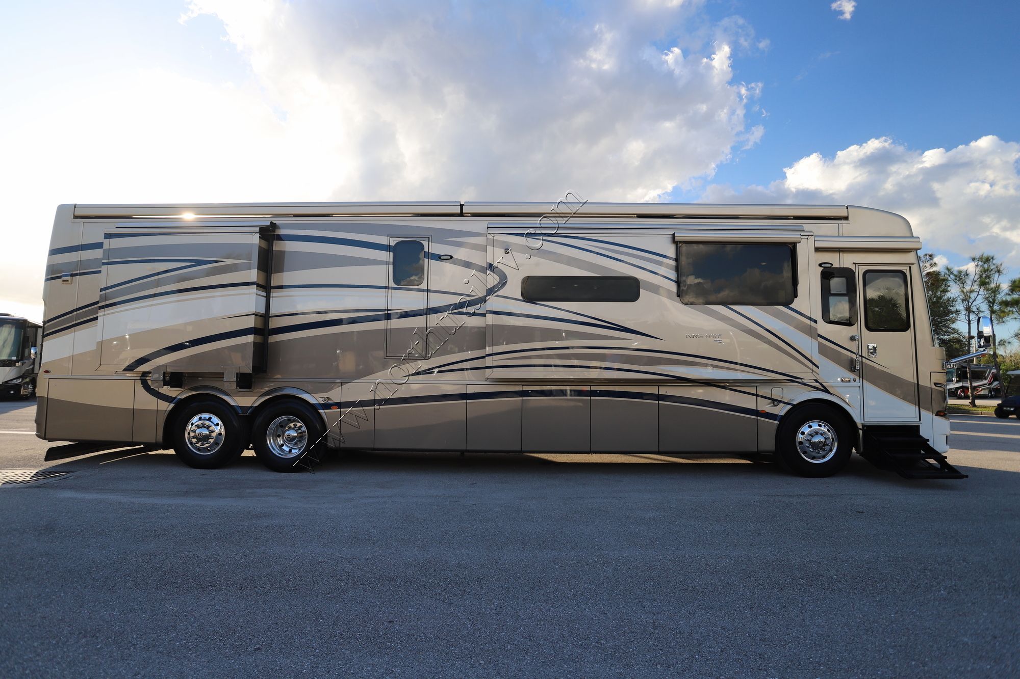 Used 2019 Newmar King Aire 4550 Class A  For Sale