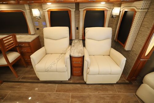 2018 Newmar Mountain Aire 4047