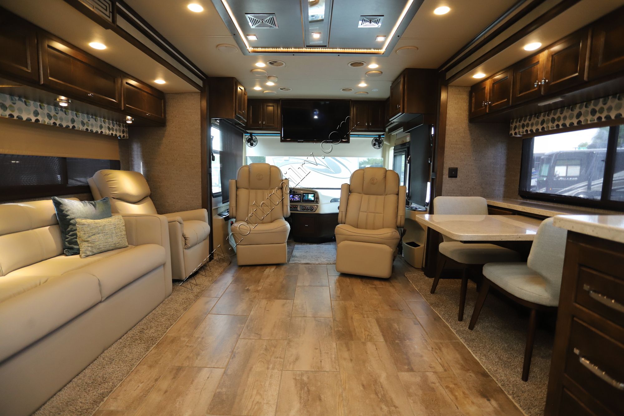 Used 2020 Tiffin Motor Homes Allegro Red 37PA Class A  For Sale
