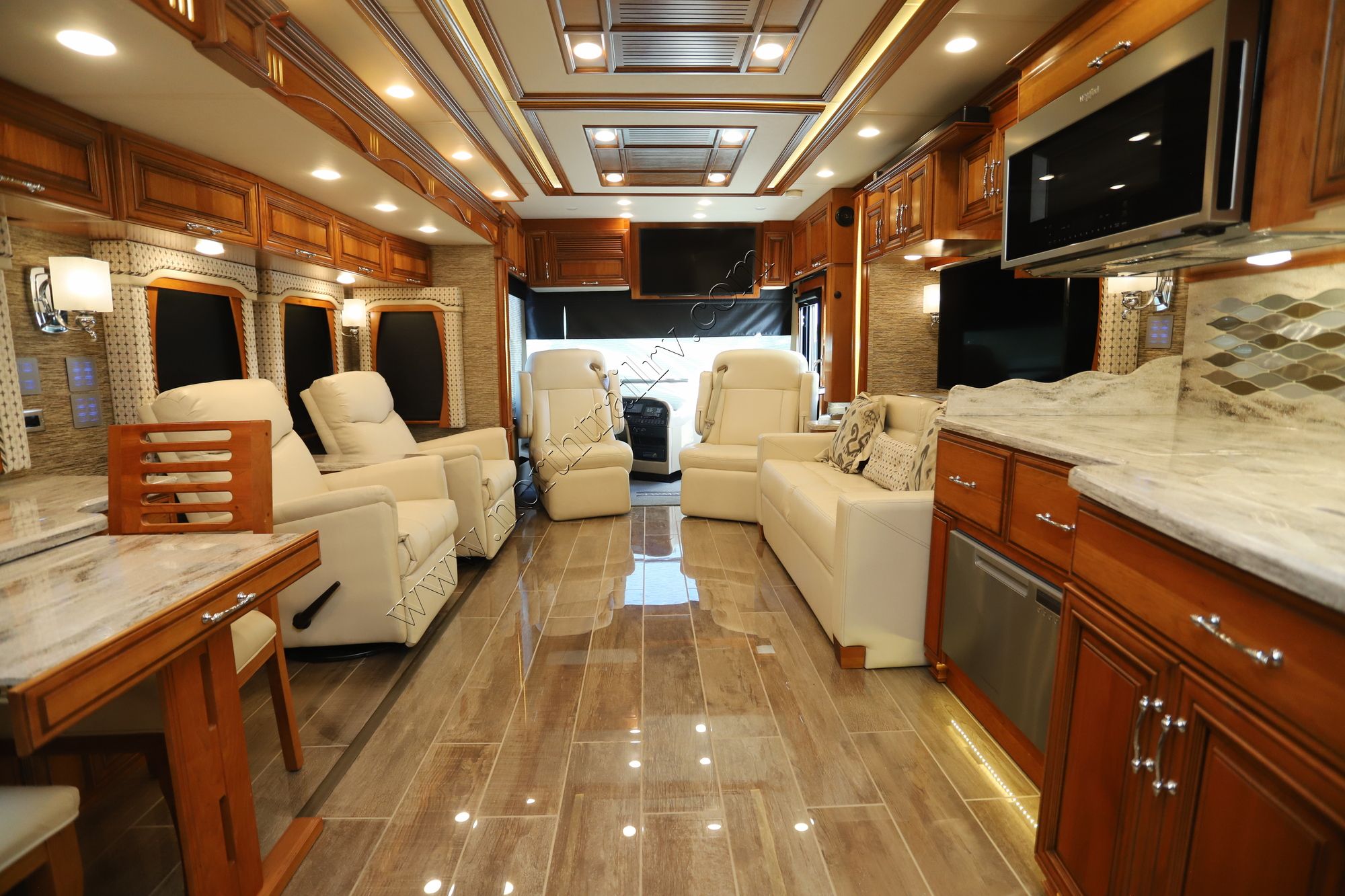 Used 2018 Newmar Mountain Aire 4047 Class A  For Sale