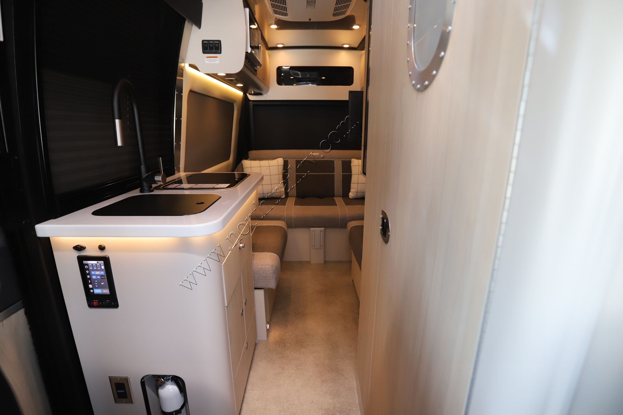 New 2024 Airstream Interstate 19SE  Class B  For Sale