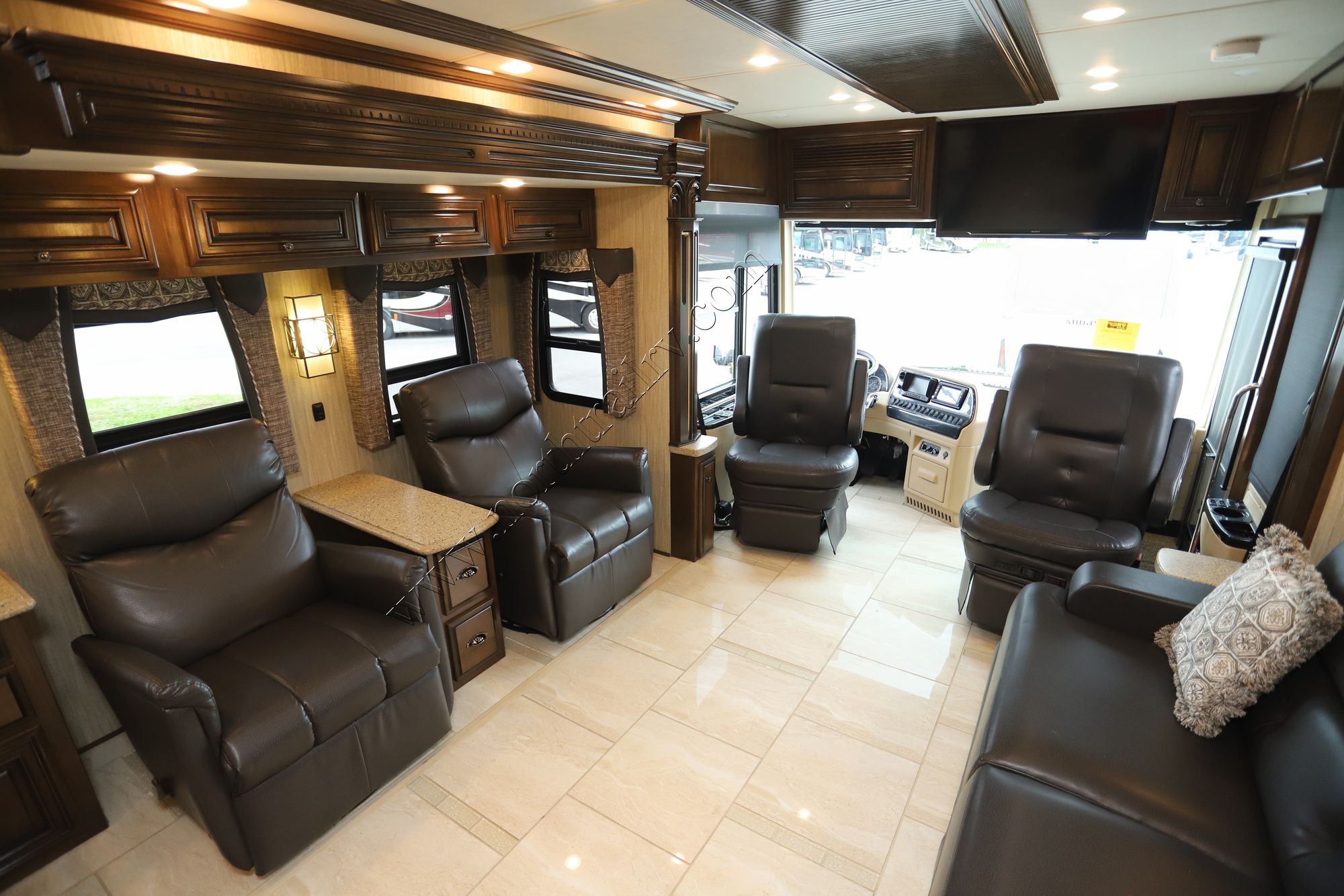 Used 2018 Newmar Dutch Star 4369 Class A  For Sale