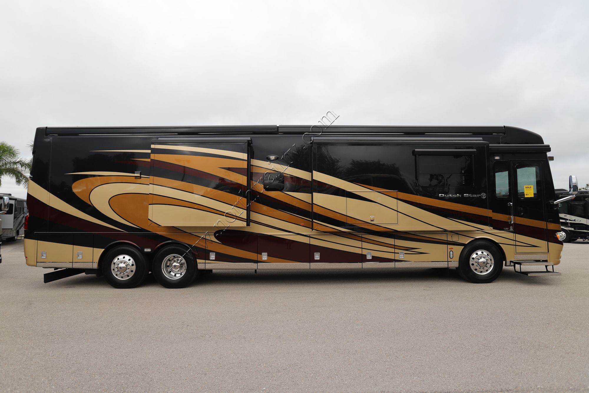 Used 2018 Newmar Dutch Star 4369 Class A  For Sale