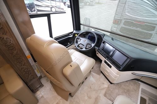 2024 Newmar Essex 4569