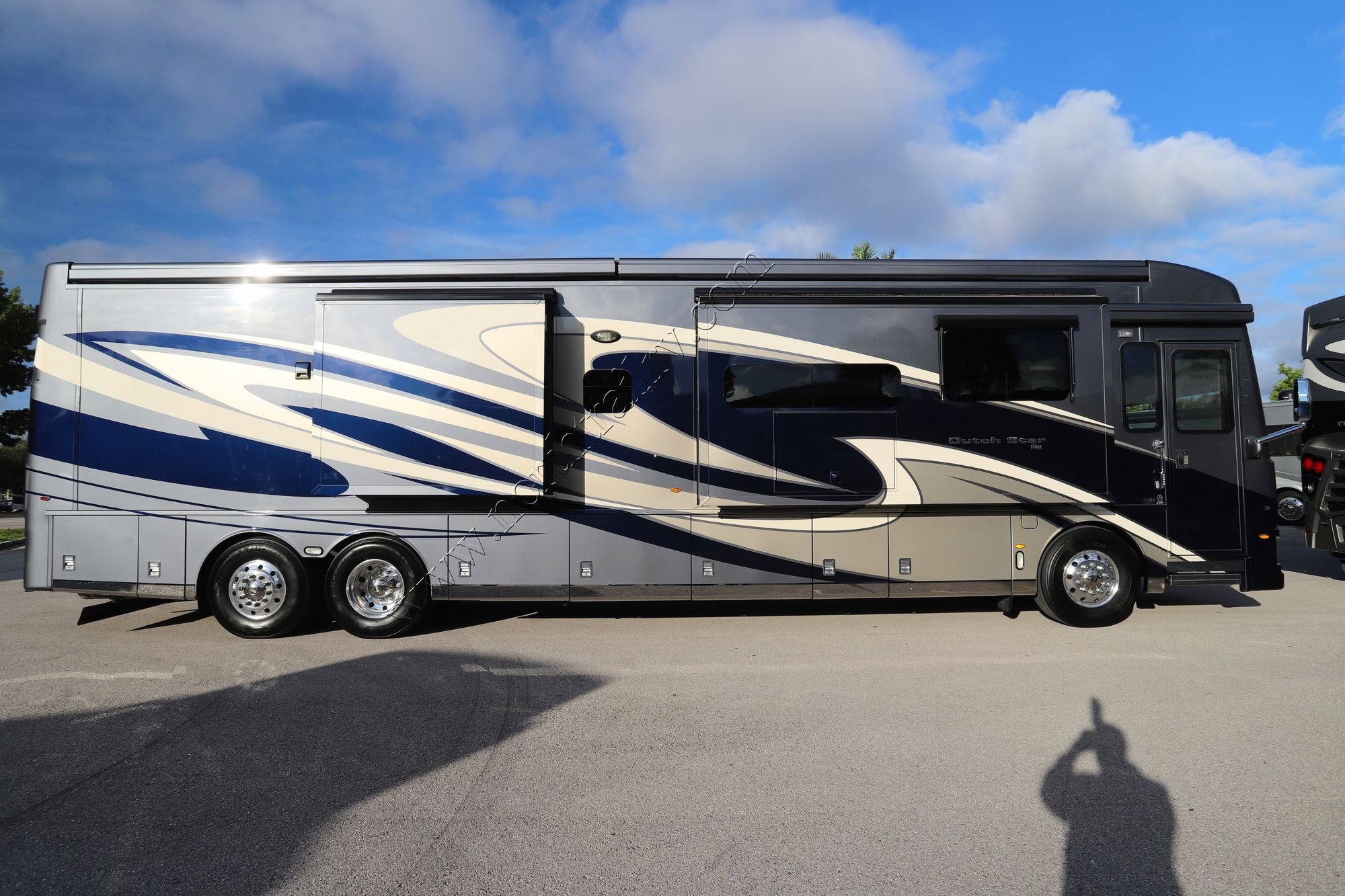 Used 2020 Newmar Dutch Star 4369 Class A  For Sale