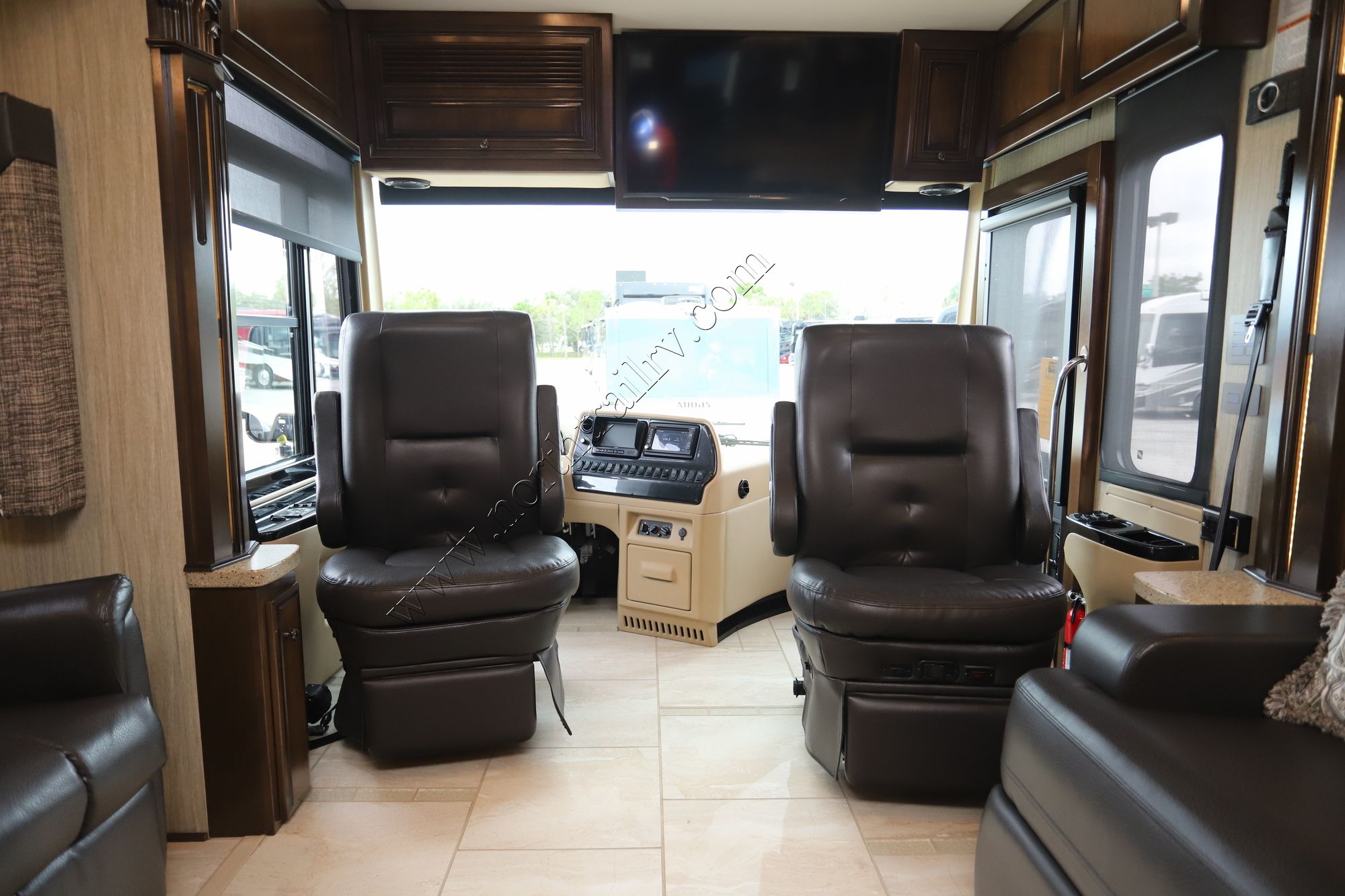 Used 2018 Newmar Dutch Star 4369 Class A  For Sale