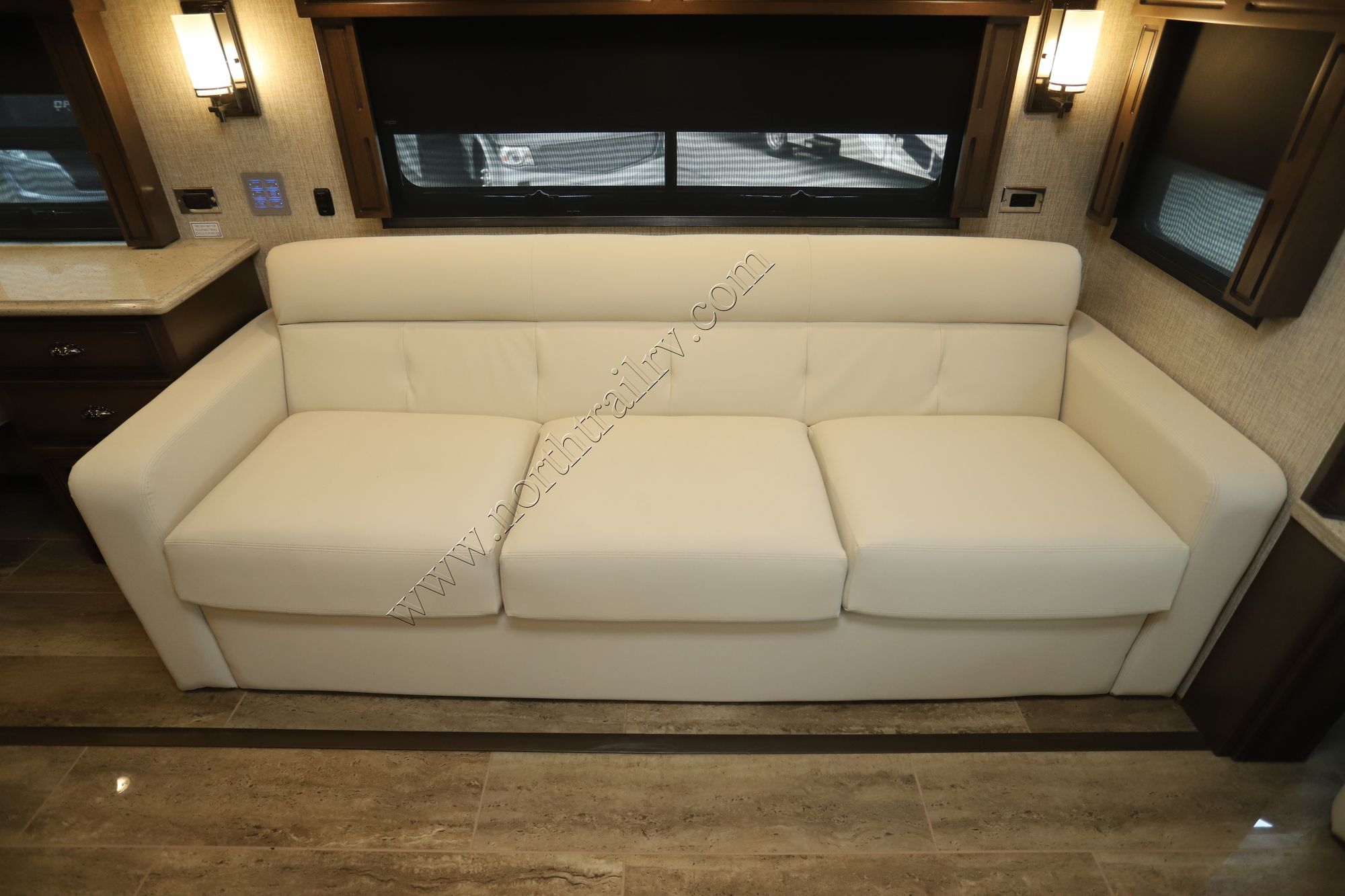 Used 2020 Newmar Dutch Star 4362 Class A  For Sale