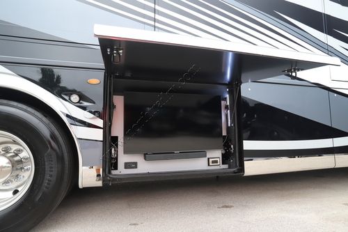 2024 Newmar Essex 4569