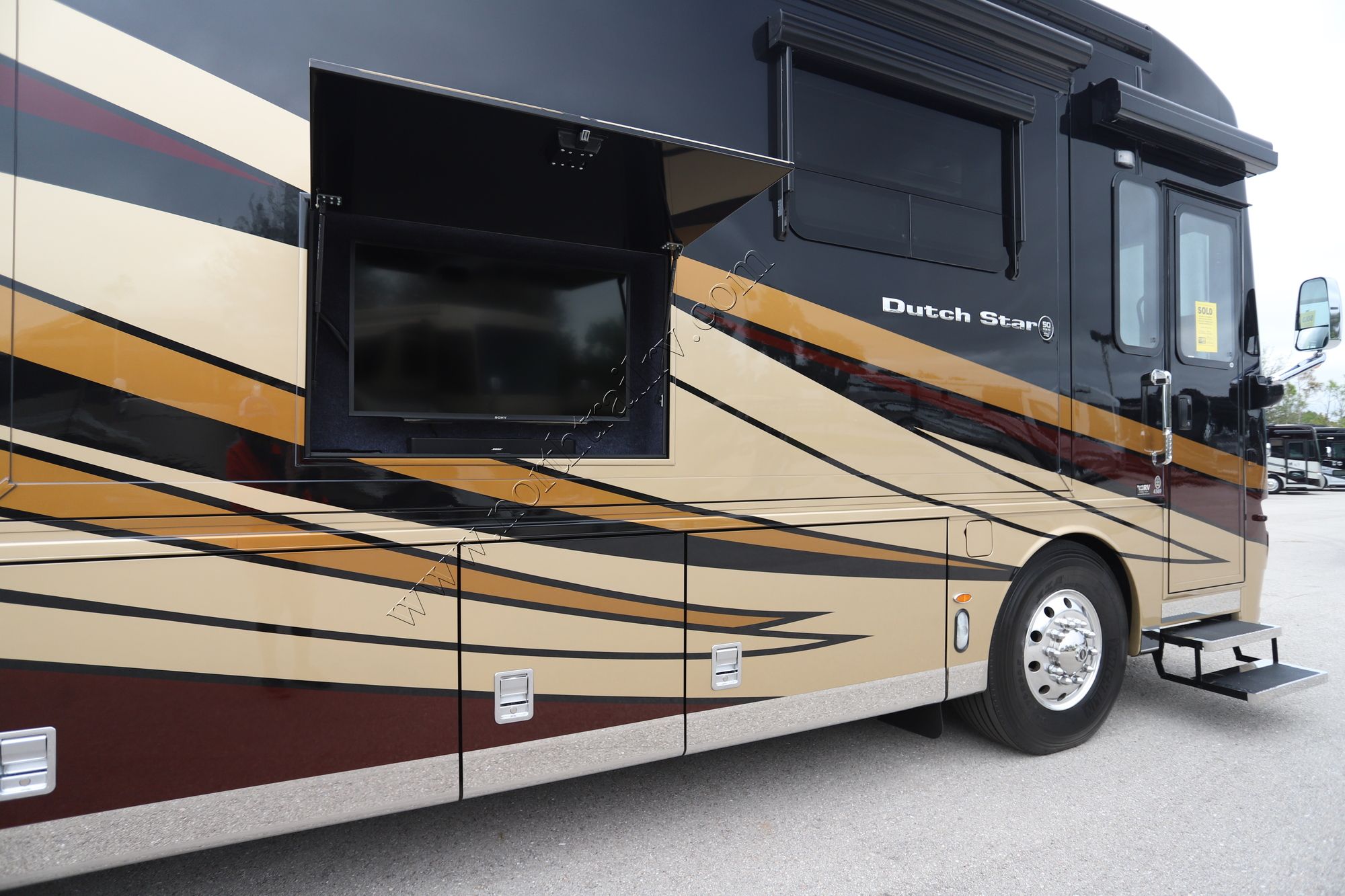 Used 2018 Newmar Dutch Star 4369 Class A  For Sale