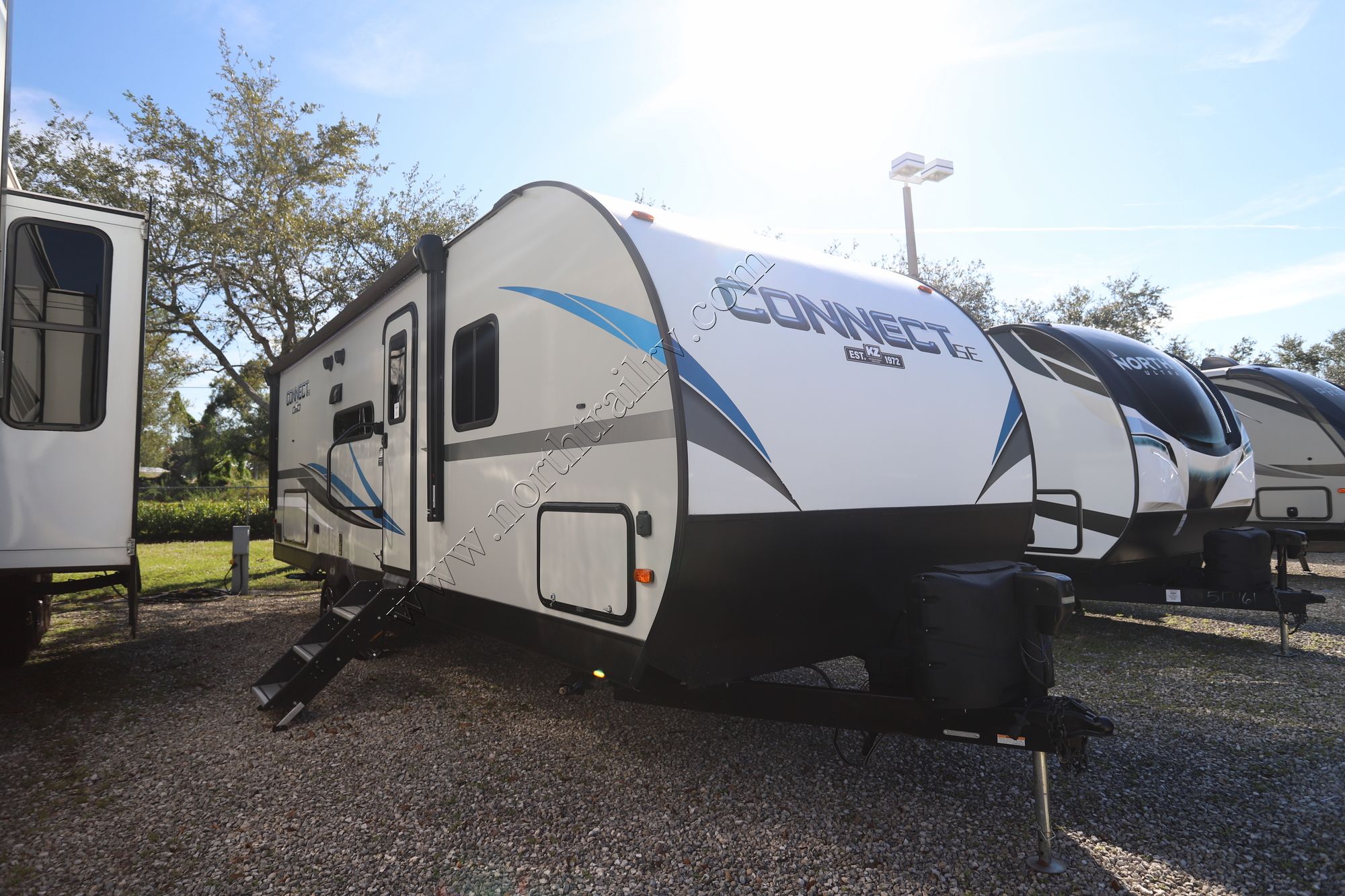 Used 2020 K-Z Connect 241BHKSE Travel Trailer  For Sale