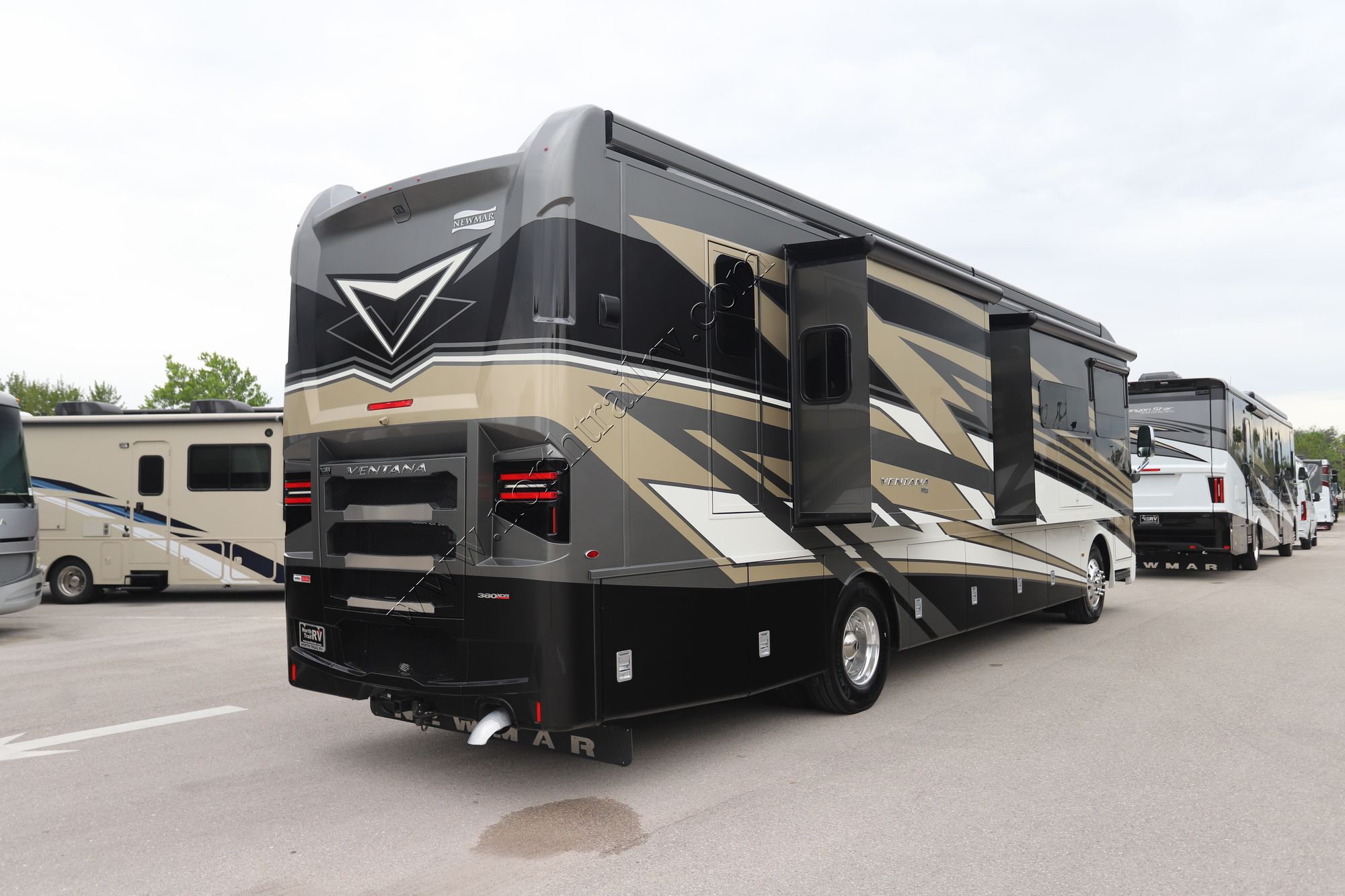 New 2024 Newmar Ventana 3809 Class A  For Sale