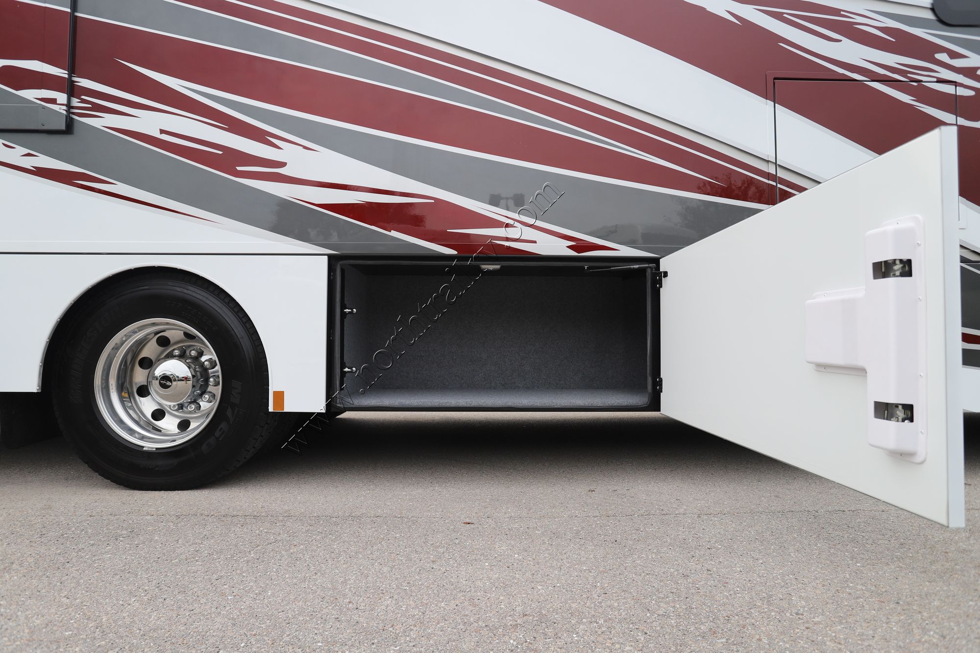 New 2024 Renegade Rv Verona 36VSB Super C  For Sale