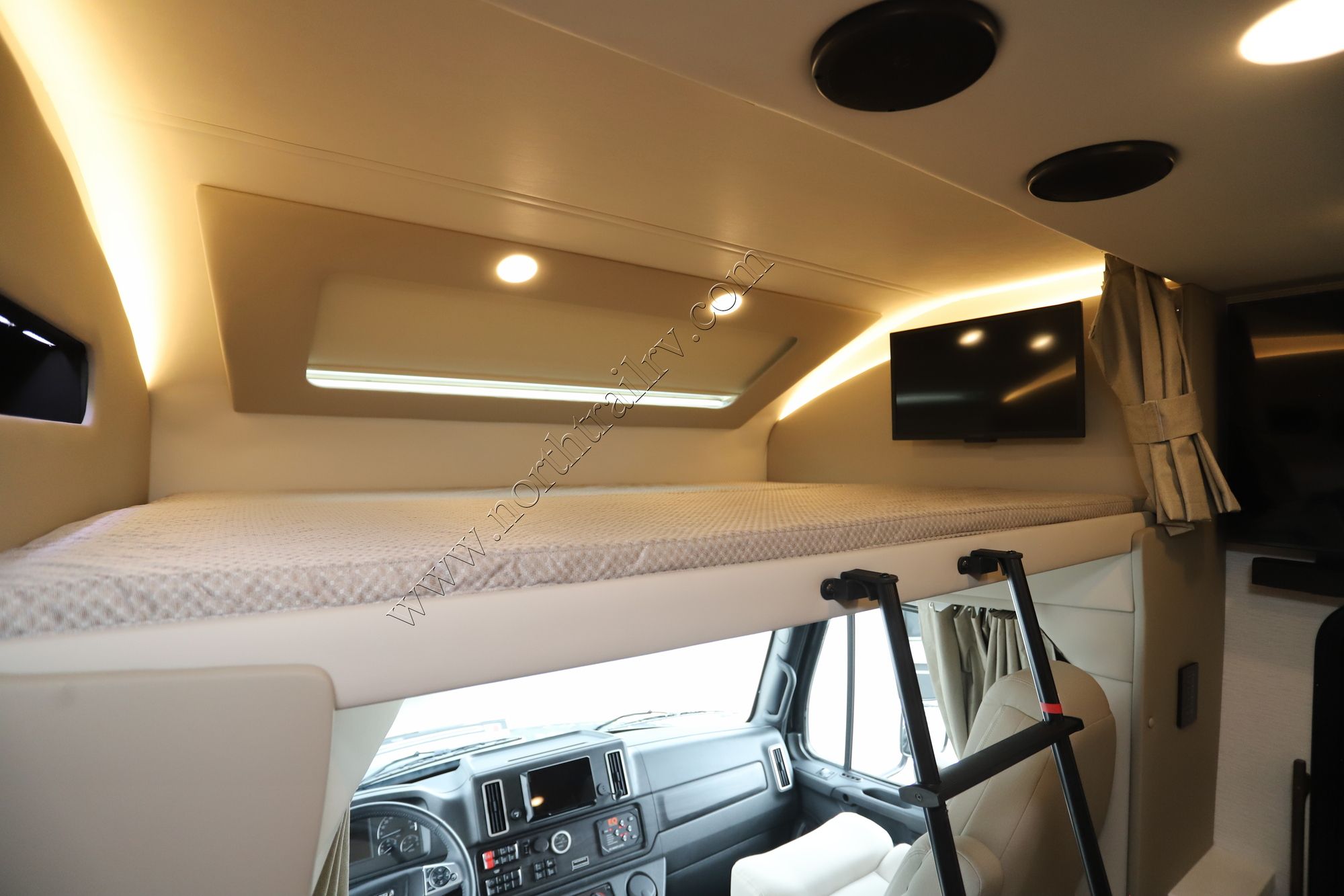 New 2024 Renegade Rv Verona 36VSB Super C  For Sale