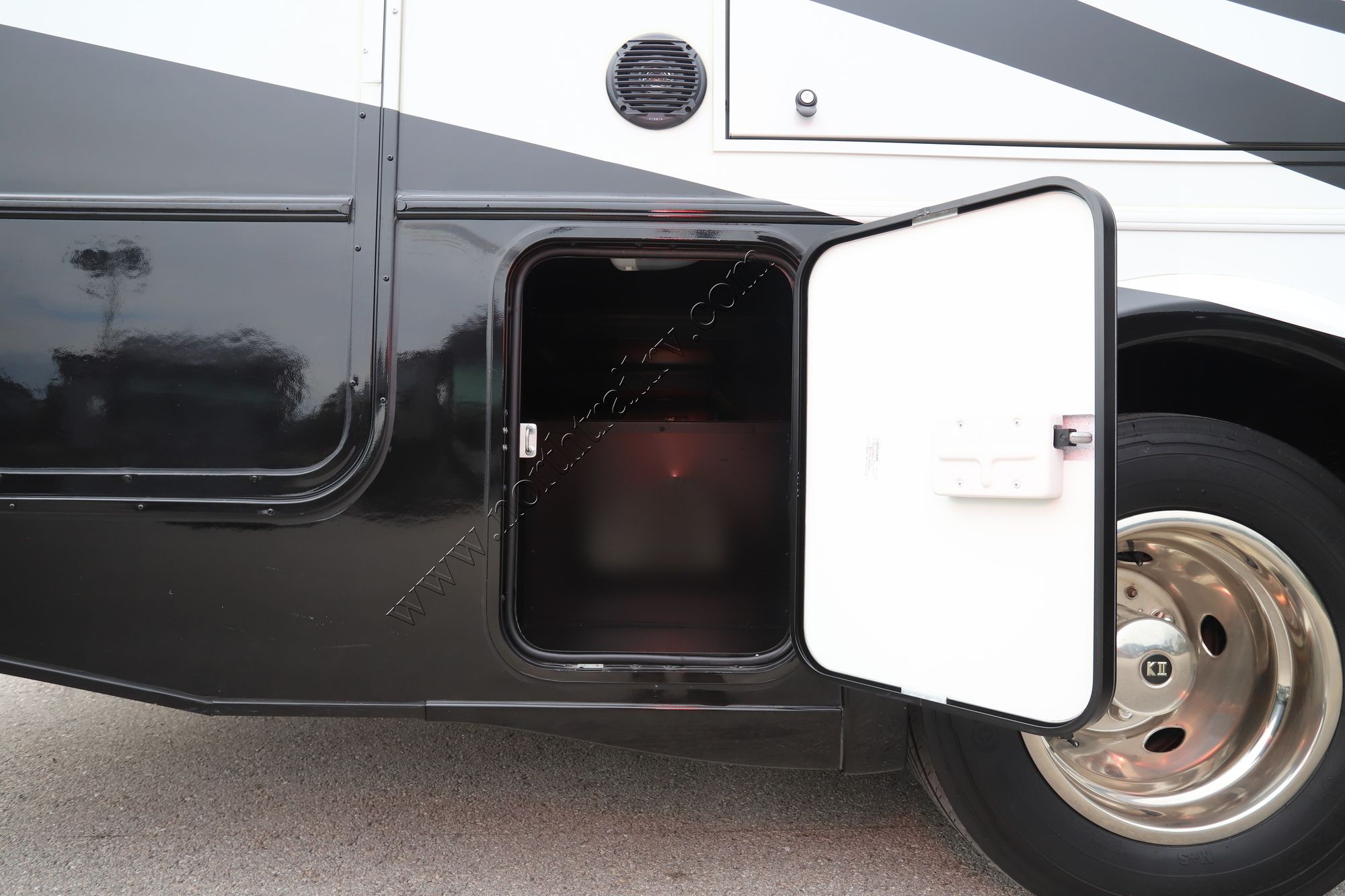 Used 2023 Winnebago Vista 29V Class A  For Sale