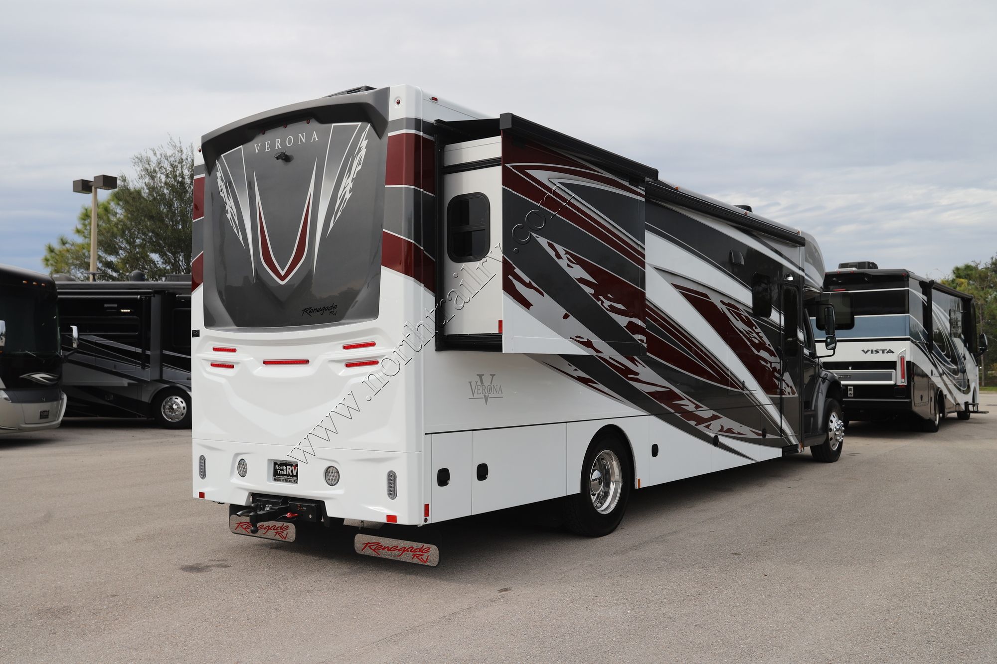 New 2024 Renegade Rv Verona 36VSB Super C  For Sale