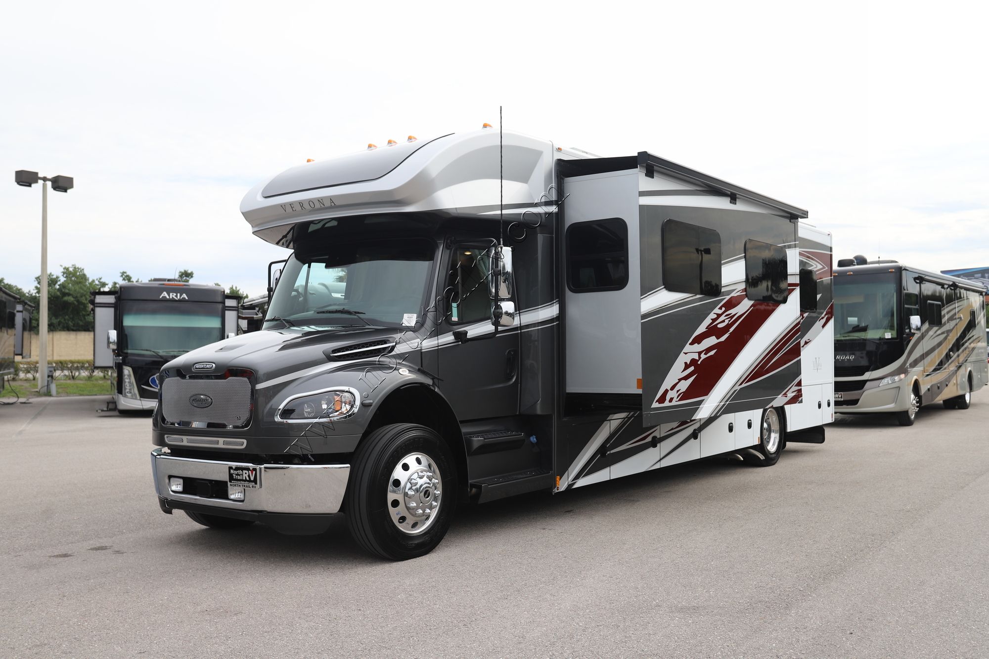 New 2024 Renegade Rv Verona 36VSB Super C  For Sale