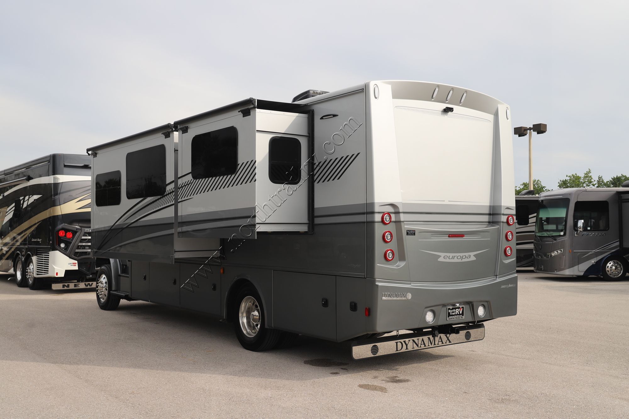 Used 2022 Dynamax Europa 31SS Super C  For Sale