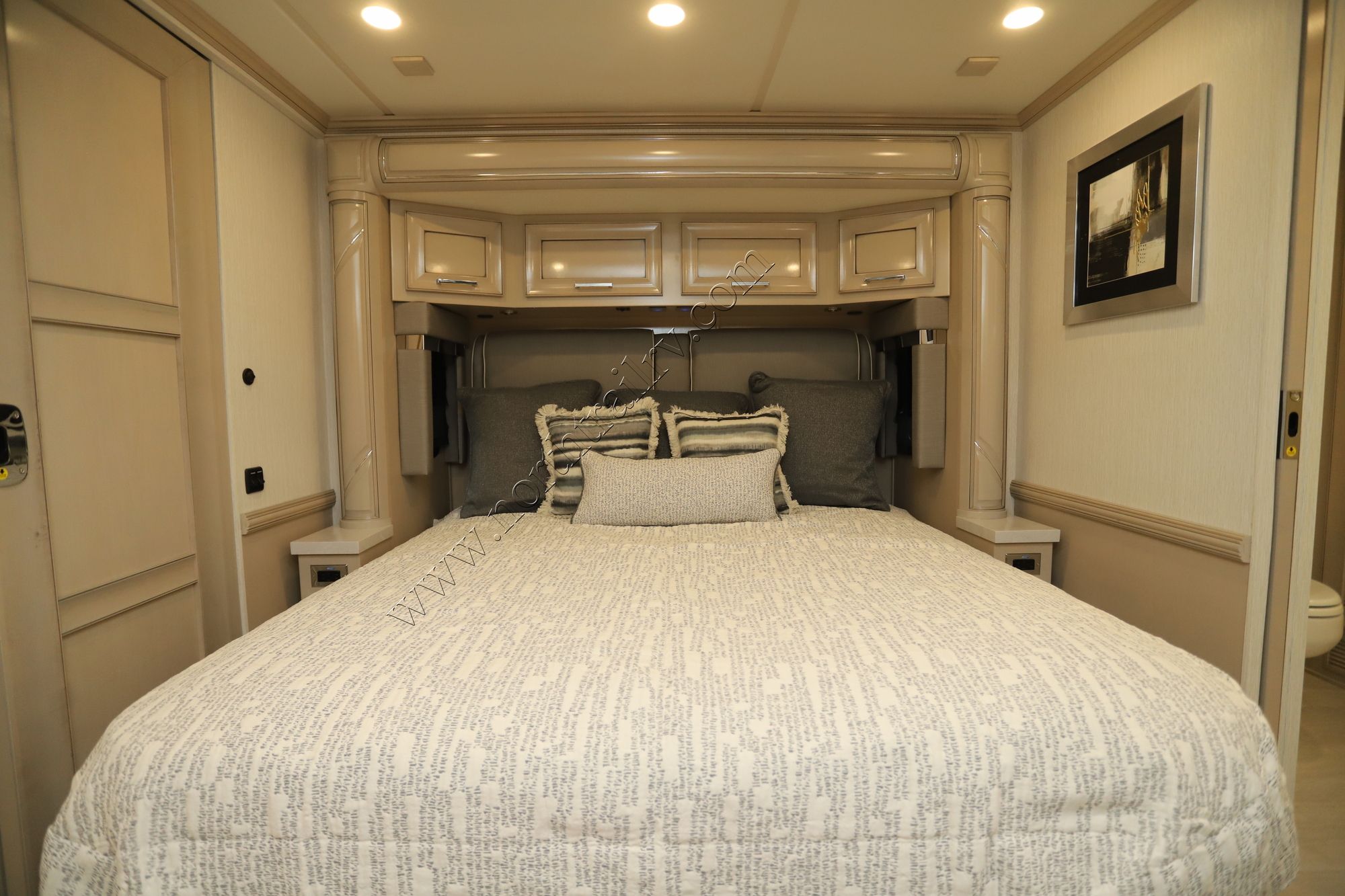 New 2024 Newmar Ventana 3809 Class A  For Sale