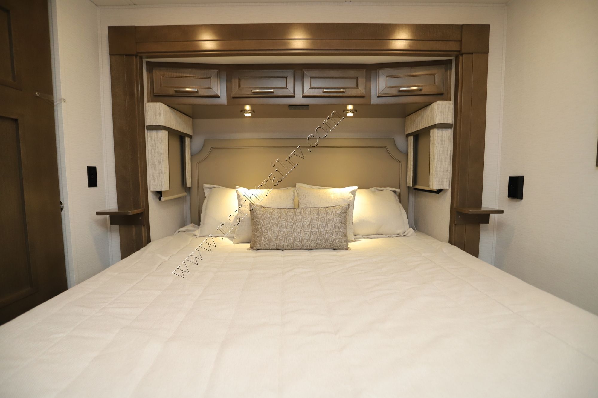 New 2024 Renegade Rv Verona 36VSB Super C  For Sale