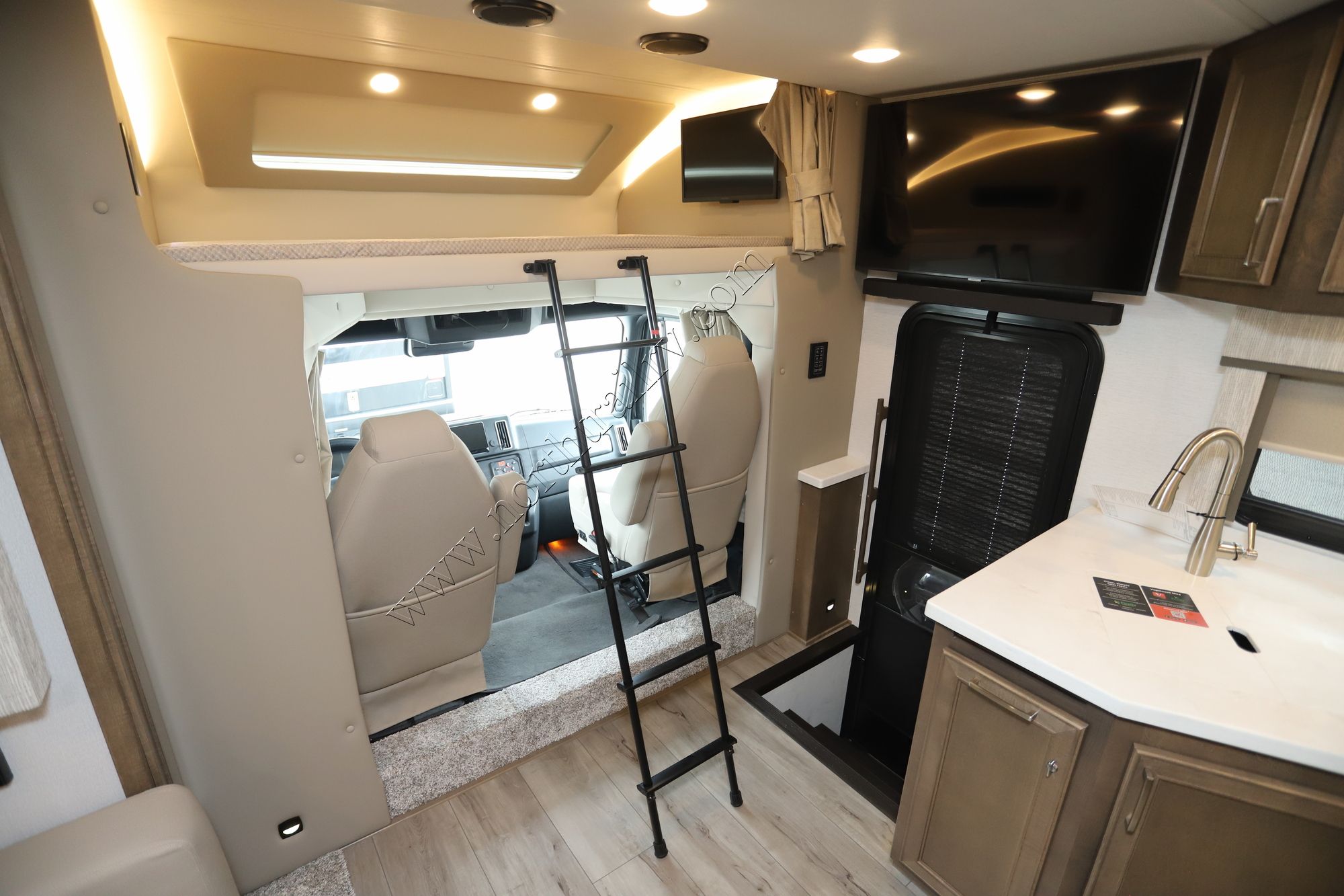 New 2024 Renegade Rv Verona 36VSB Super C  For Sale