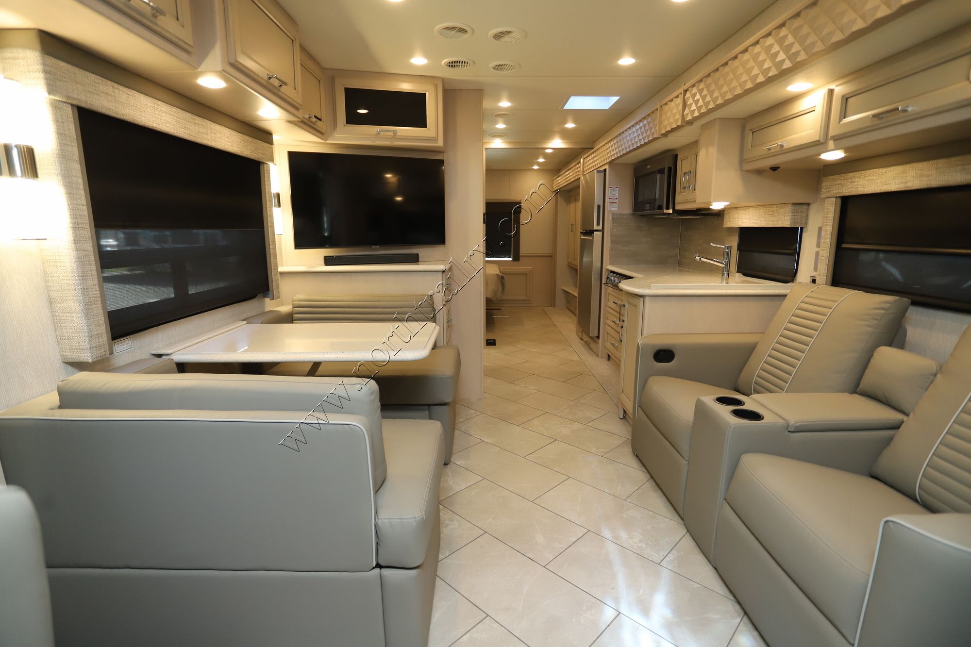New 2024 Newmar Bay Star 3014 Class A  For Sale