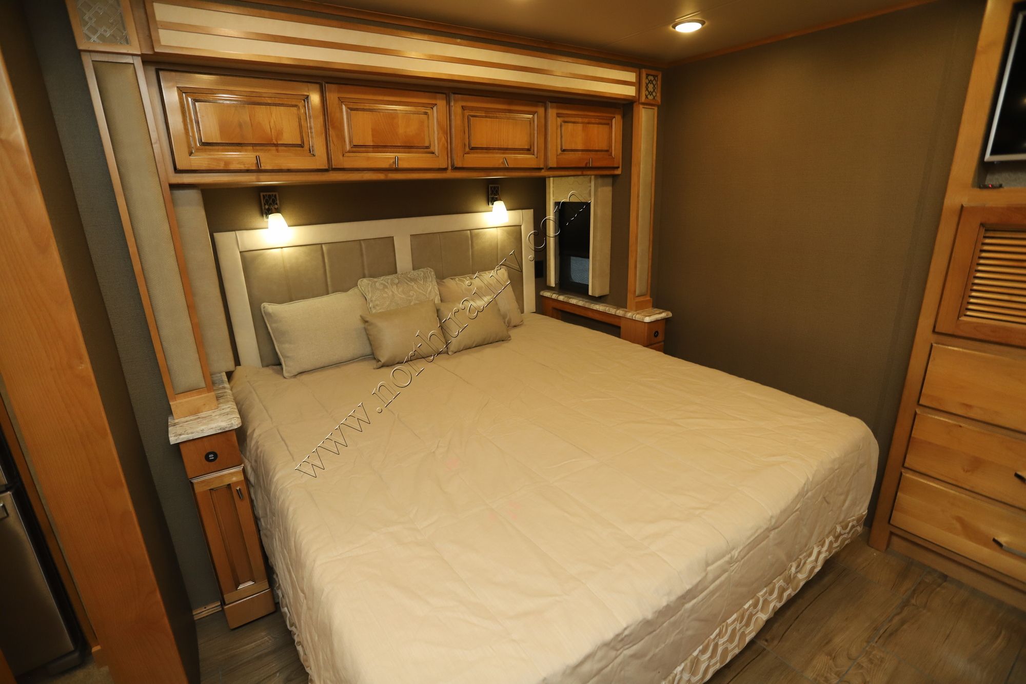 Used 2019 Tiffin Motor Homes Open Road 34PA Class A  For Sale
