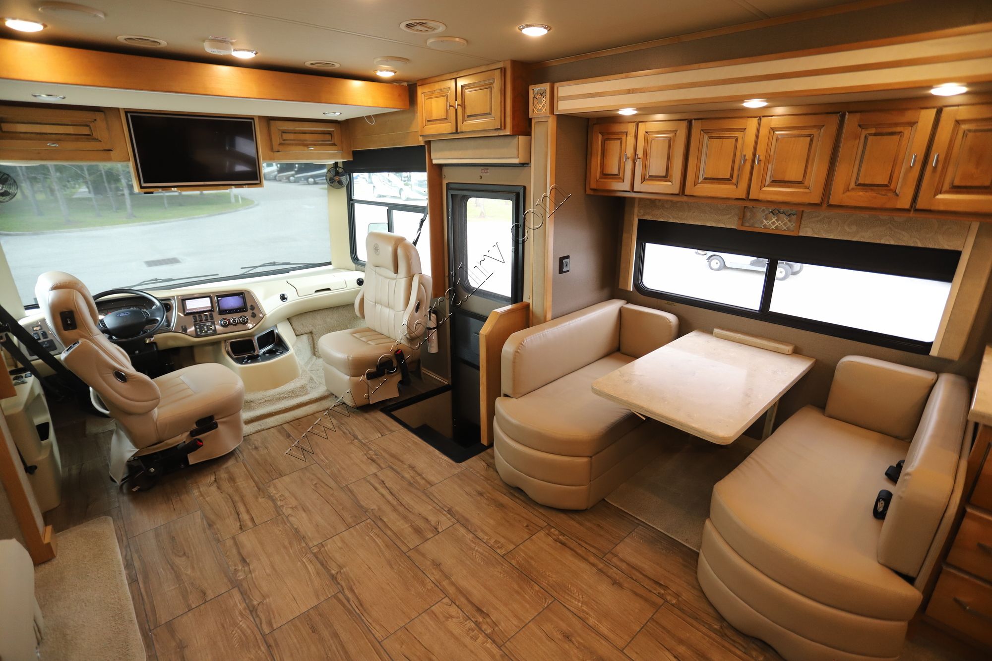 Used 2019 Tiffin Motor Homes Open Road 34PA Class A  For Sale