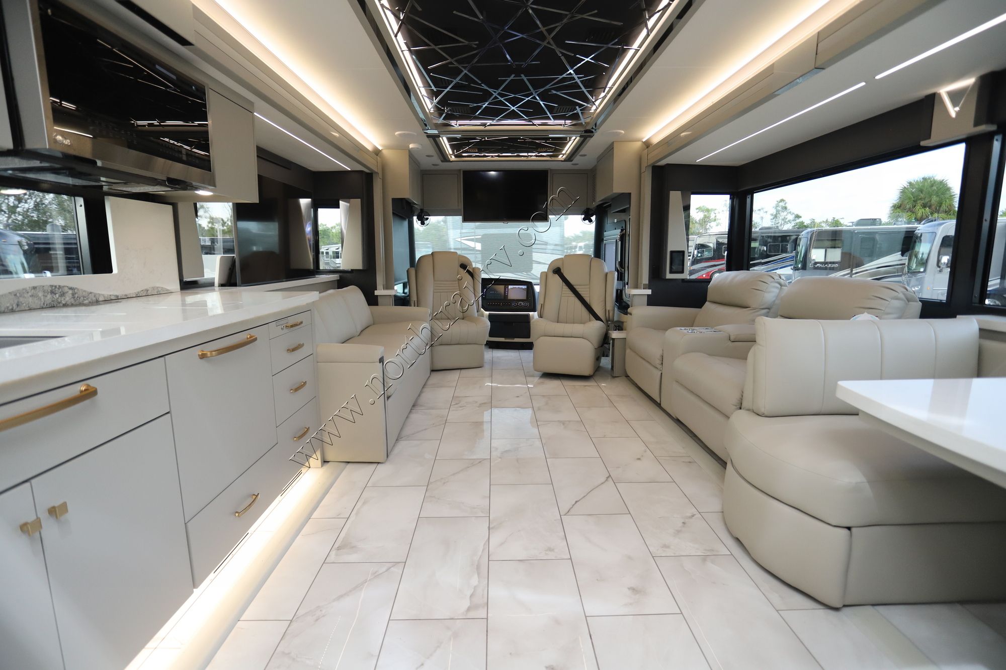 New 2024 Tiffin Motor Homes Zephyr 45 FZ Class A  For Sale