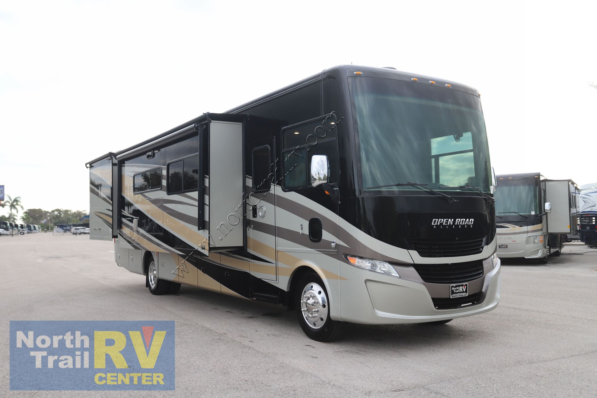 Used 2019 Tiffin Motor Homes Open Road 34PA Class A  For Sale