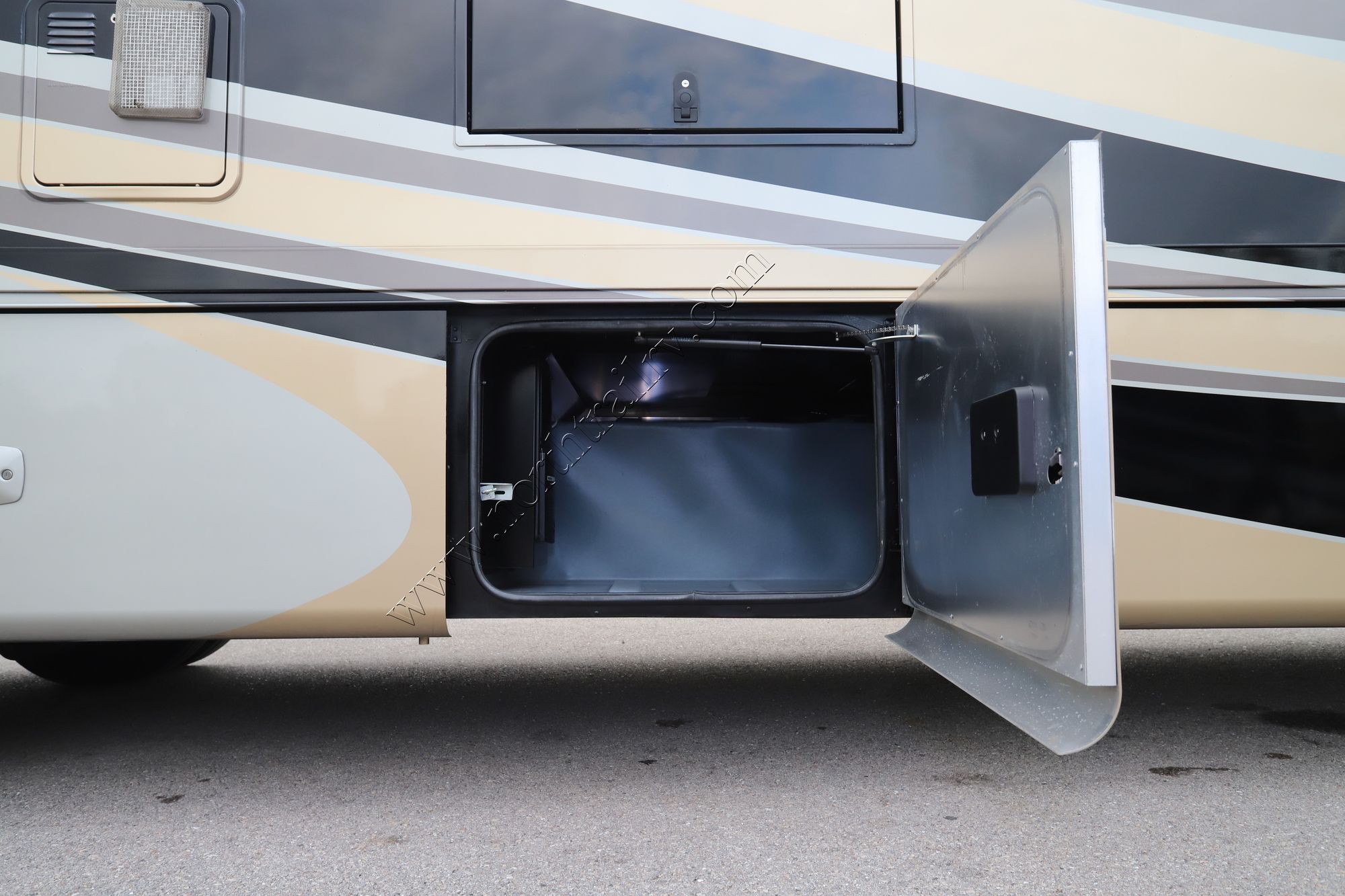 Used 2019 Tiffin Motor Homes Open Road 34PA Class A  For Sale