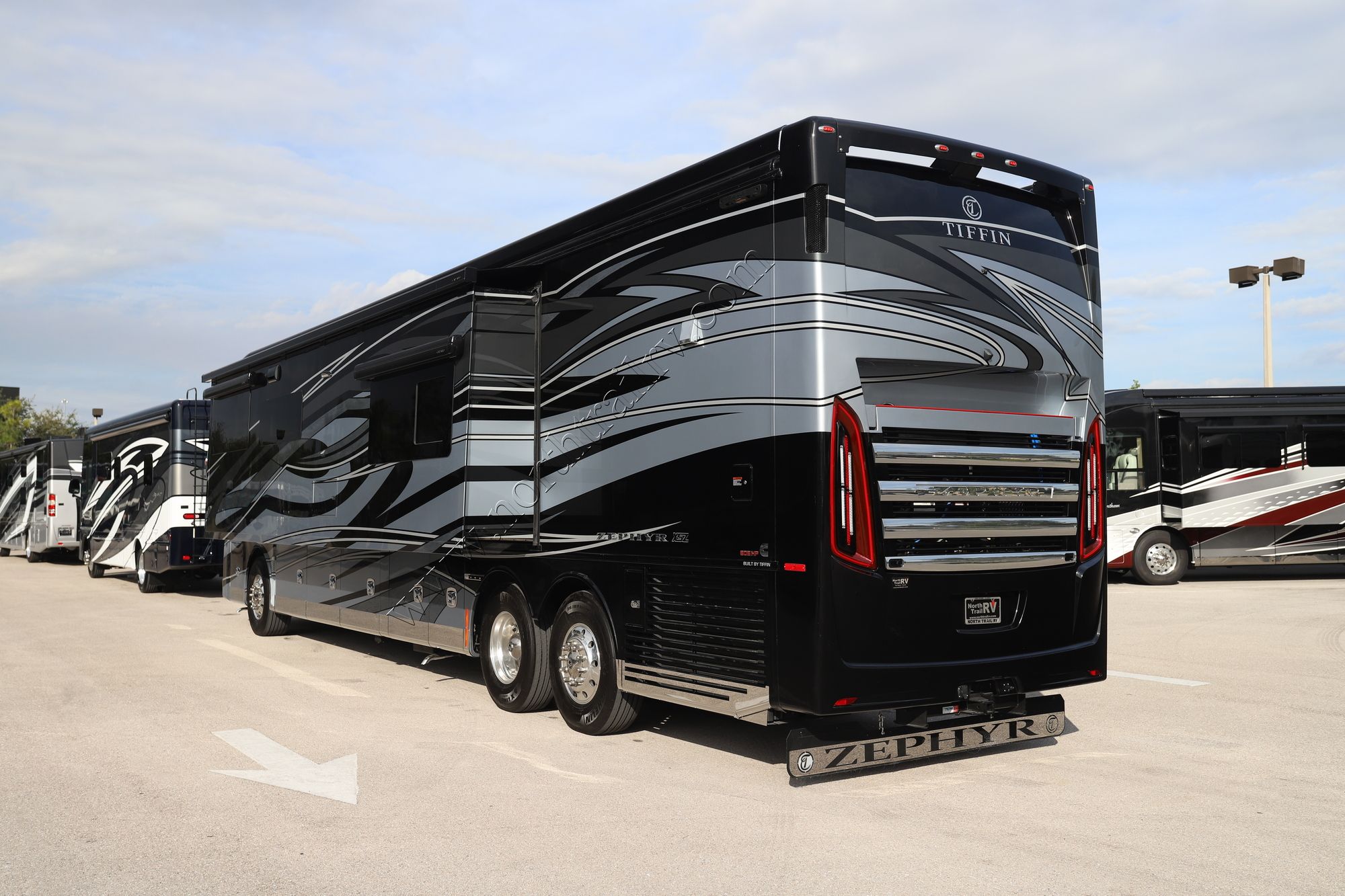 New 2024 Tiffin Motor Homes Zephyr 45 FZ Class A  For Sale