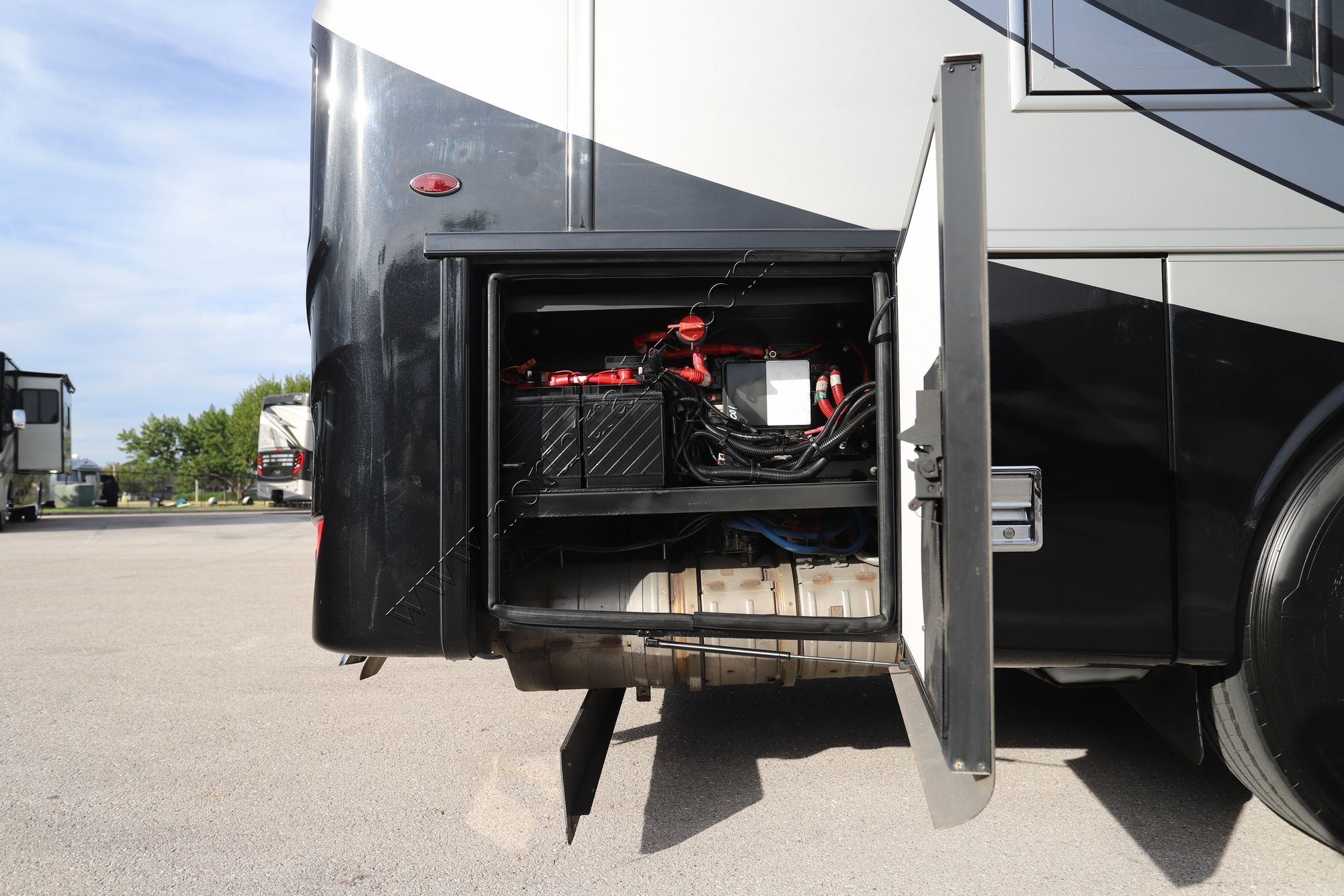 Used 2019 Newmar Dutch Star 4002 Class A  For Sale