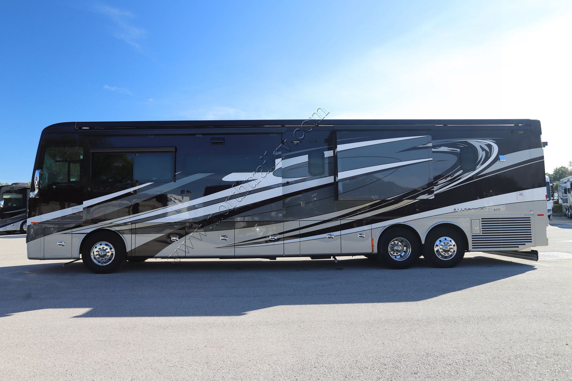 New 2024 Tiffin Motor Homes Allegro Bus 45OPP Class A  For Sale