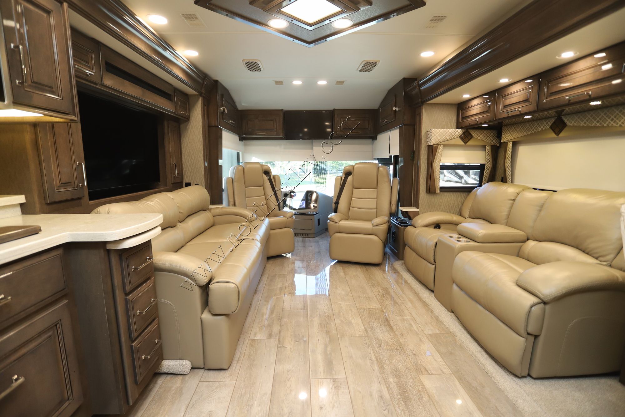 Used 2020 Entegra Anthem 44F Class A  For Sale