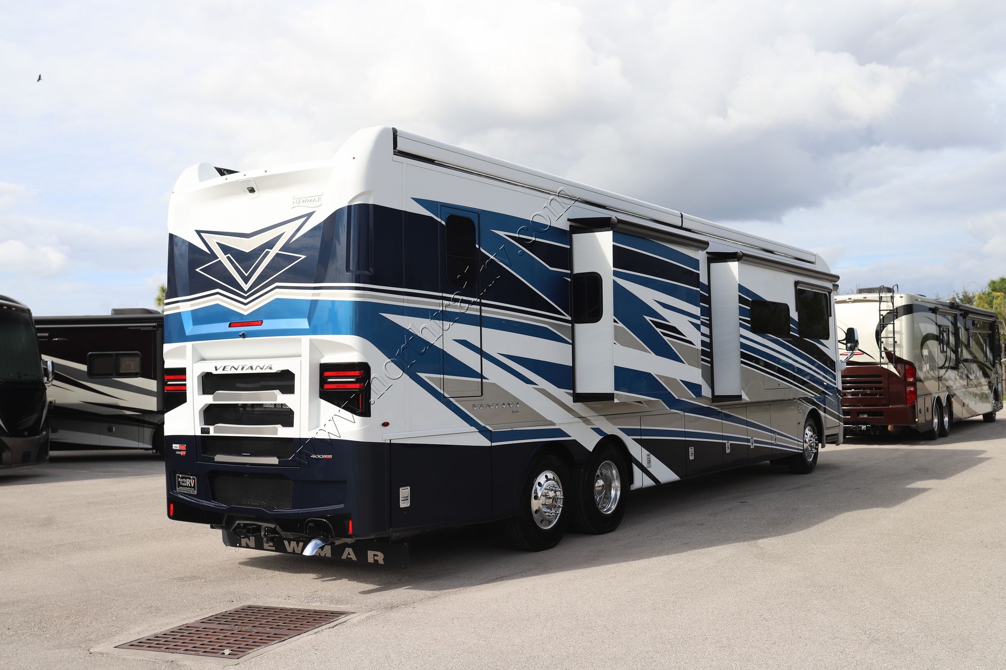 New 2024 Newmar Ventana 4369 Class A  For Sale